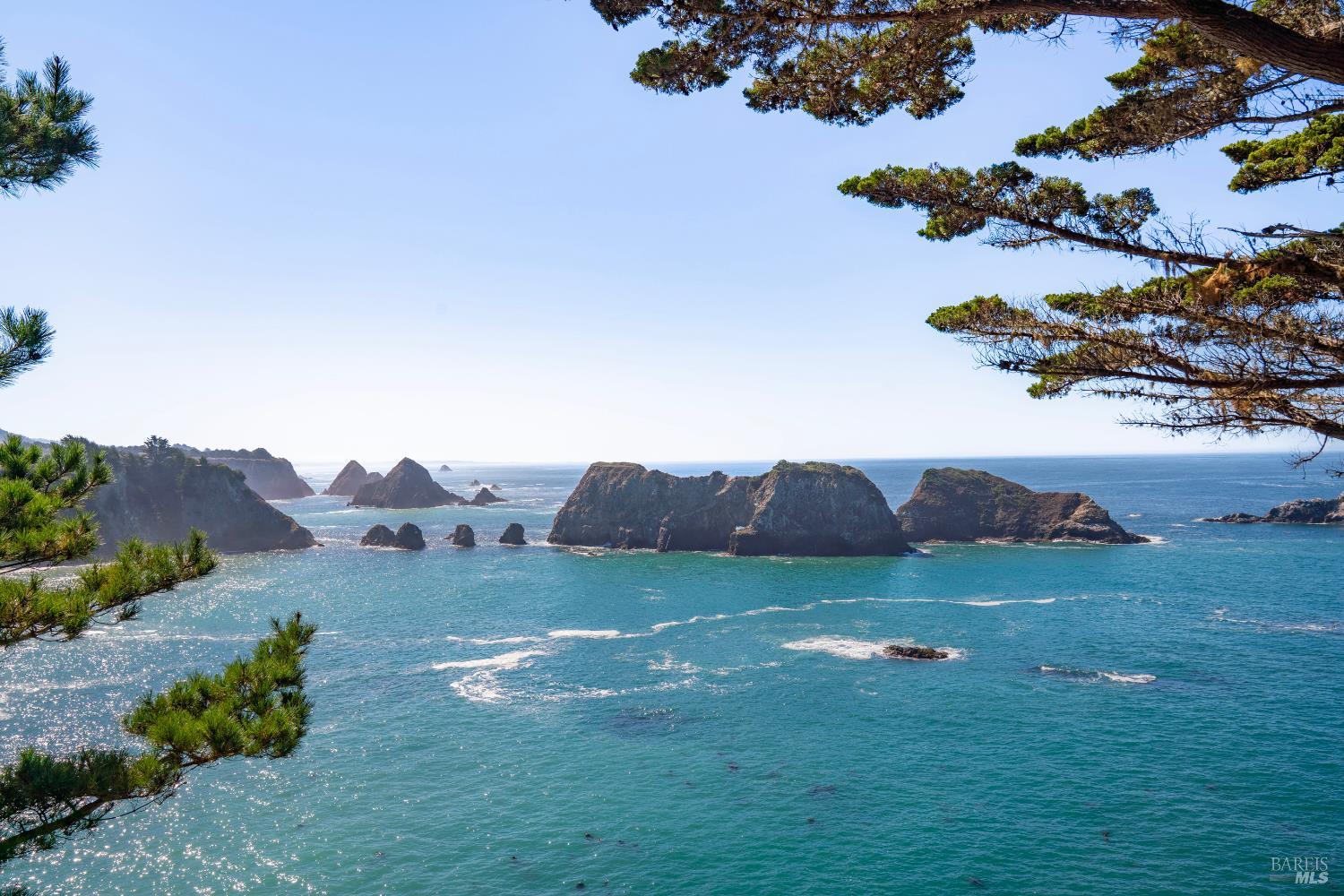 Detail Gallery Image 26 of 77 For 5420 S Highway 1 Unkn, Elk,  CA 95432 - 2 Beds | 3 Baths