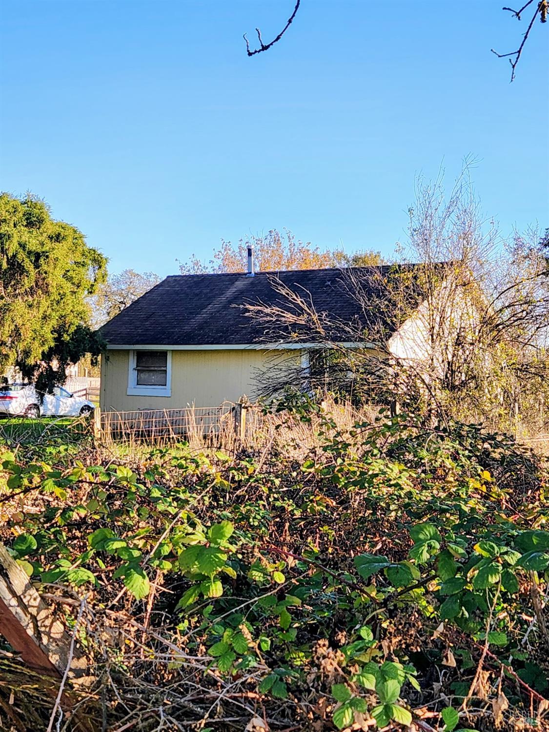 Detail Gallery Image 2 of 13 For 3988 Pyle Ave, Santa Rosa,  CA 95407 - 2 Beds | 1 Baths