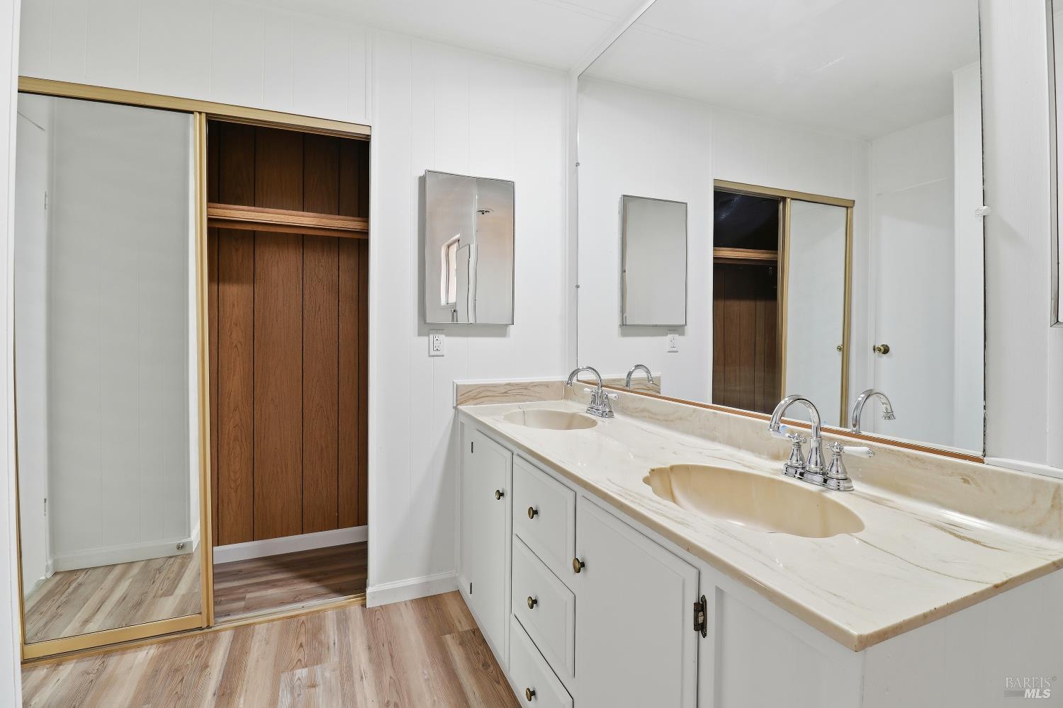 Detail Gallery Image 15 of 22 For 93 W Napa Dr, Petaluma,  CA 94954 - 2 Beds | 2 Baths