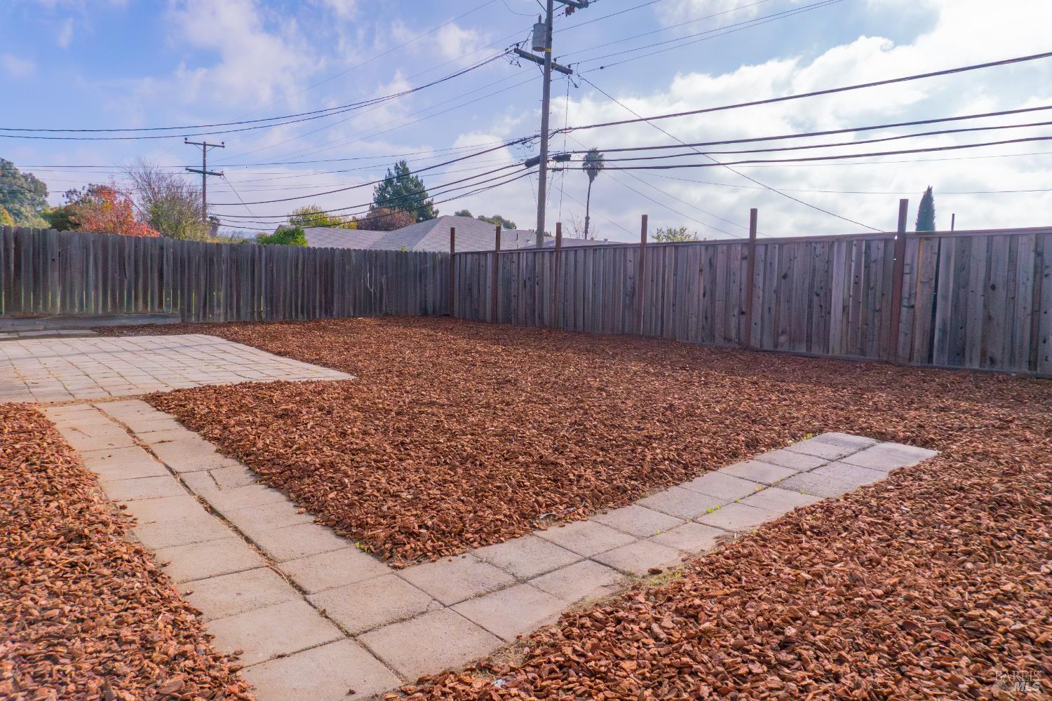 Detail Gallery Image 25 of 27 For 501 Mark Ave, Vallejo,  CA 94589 - 3 Beds | 2 Baths