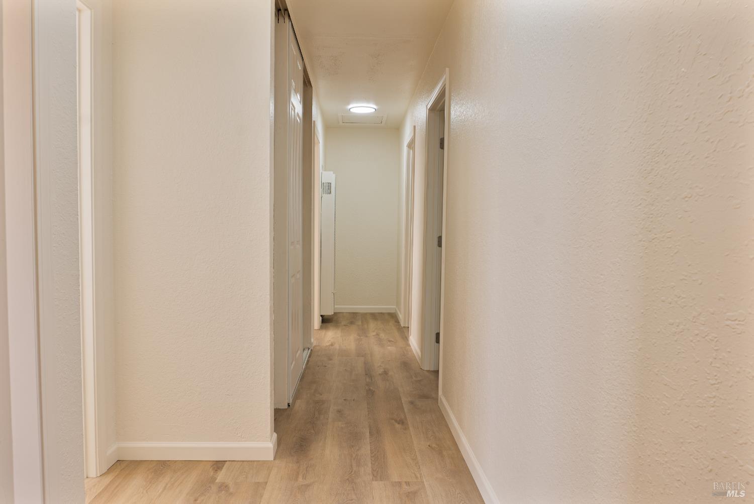 Detail Gallery Image 9 of 27 For 501 Mark Ave, Vallejo,  CA 94589 - 3 Beds | 2 Baths