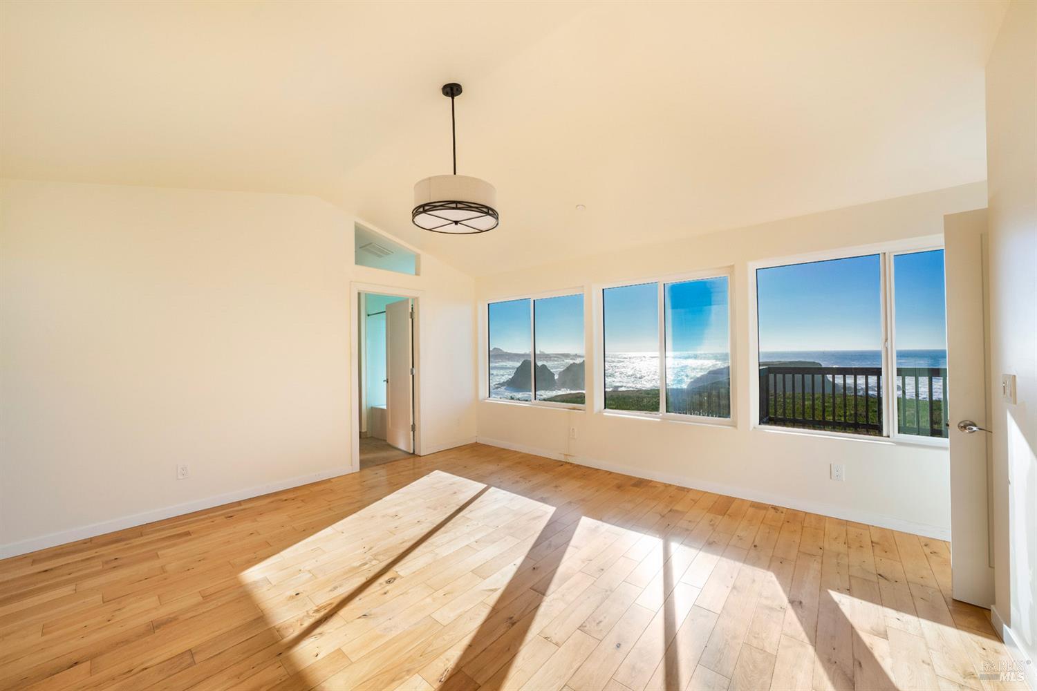 Detail Gallery Image 24 of 63 For 45525 S Caspar Dr, Mendocino,  CA 95460 - 1 Beds | 2 Baths