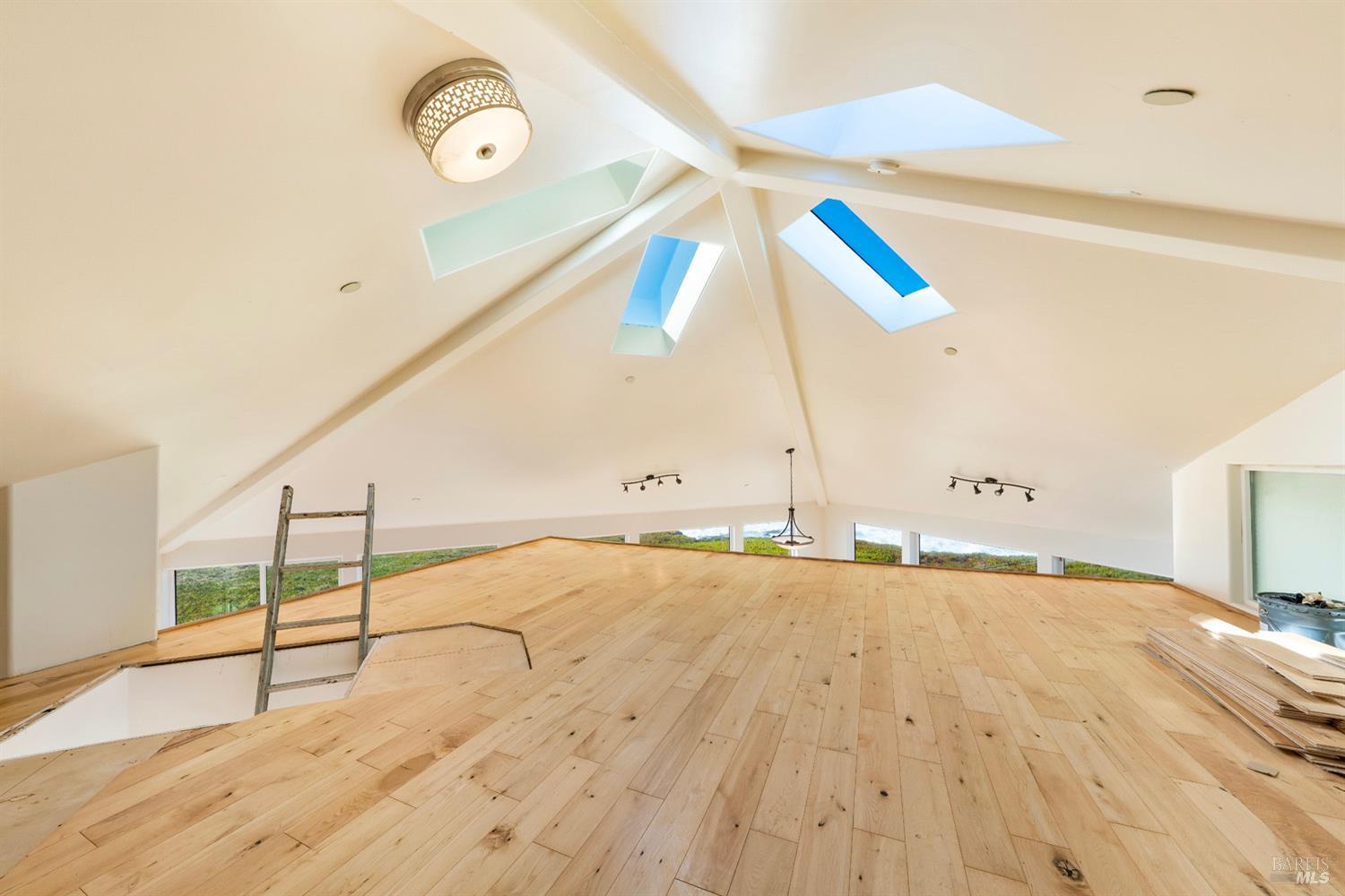 Detail Gallery Image 21 of 63 For 45525 S Caspar Dr, Mendocino,  CA 95460 - 1 Beds | 2 Baths