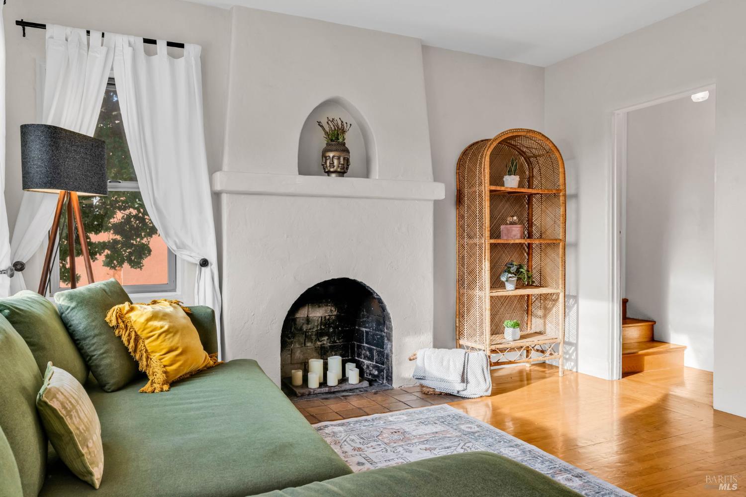 Detail Gallery Image 6 of 43 For 8 Santa Paula Way, Vallejo,  CA 94590 - 2 Beds | 1 Baths