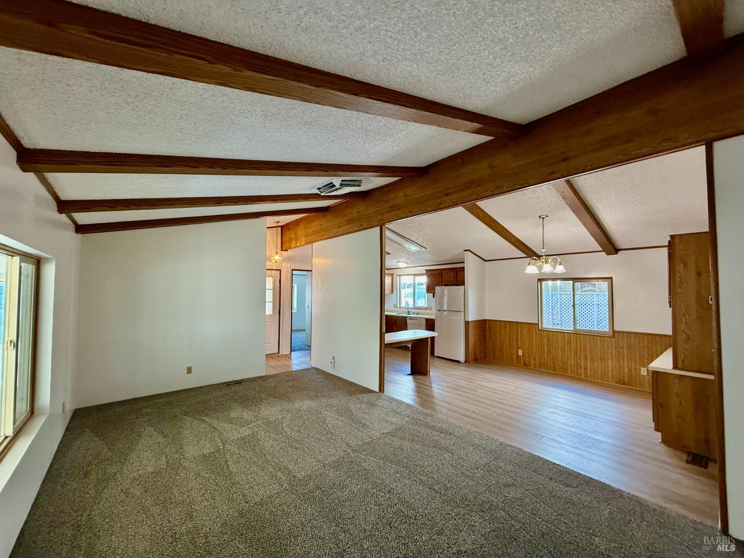 Detail Gallery Image 6 of 30 For 8148 D St, Windsor,  CA 95492 - 2 Beds | 2 Baths