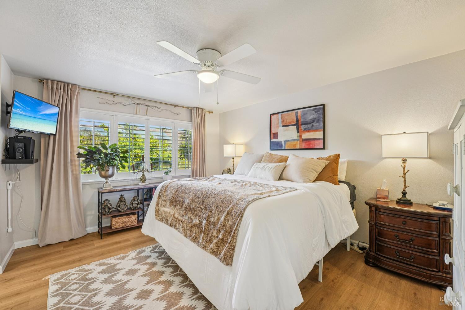 Detail Gallery Image 22 of 64 For 4233 Brookshire Cir, Santa Rosa,  CA 95405 - 4 Beds | 2 Baths