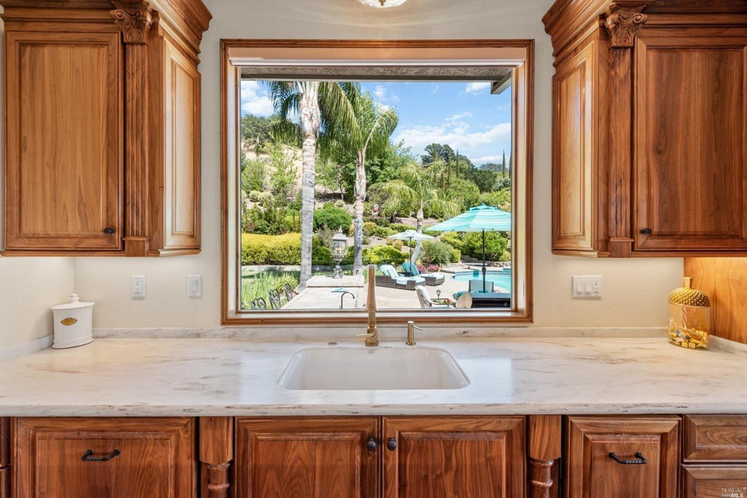 Detail Gallery Image 29 of 78 For 6041 N Vine St, Vacaville,  CA 95688 - 4 Beds | 2/1 Baths