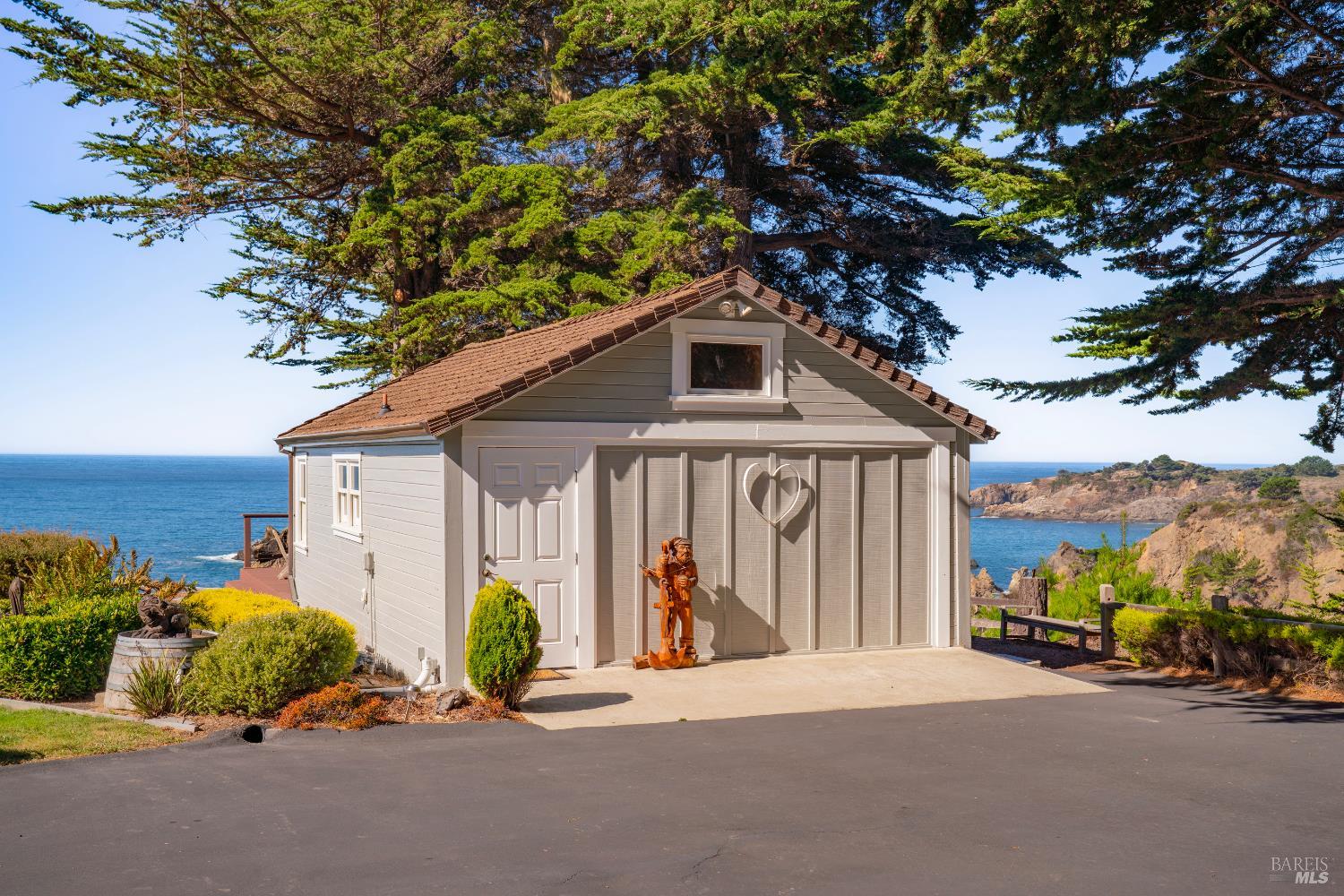 Detail Gallery Image 20 of 77 For 5420 S Highway 1 Unkn, Elk,  CA 95432 - 2 Beds | 3 Baths