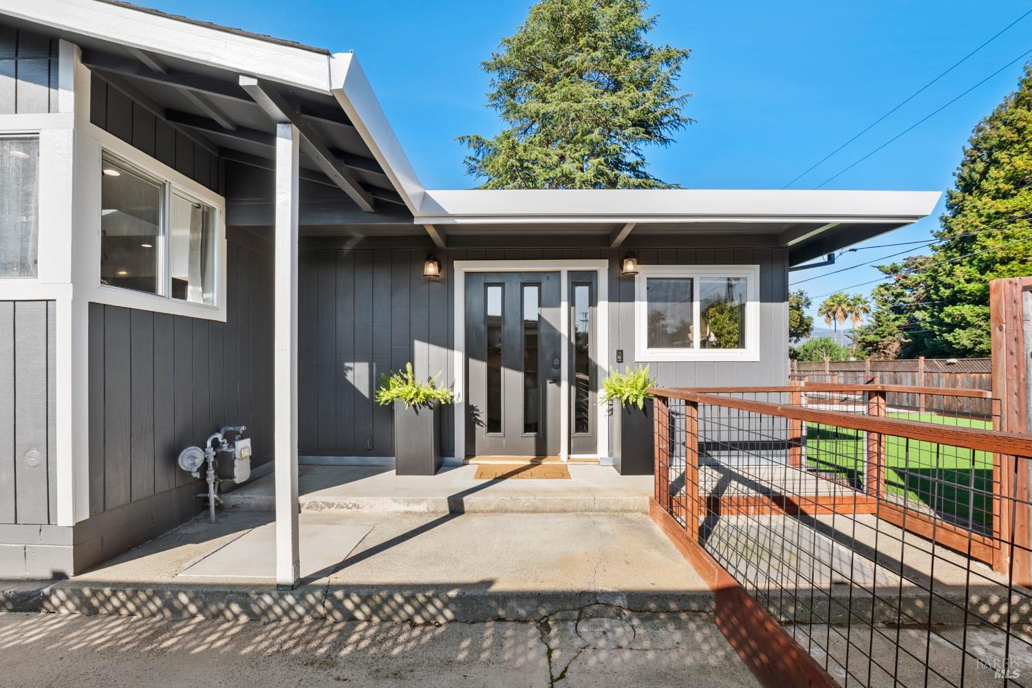 Detail Gallery Image 2 of 85 For 2159 Penny Ln, Napa,  CA 94559 - 5 Beds | 3/1 Baths