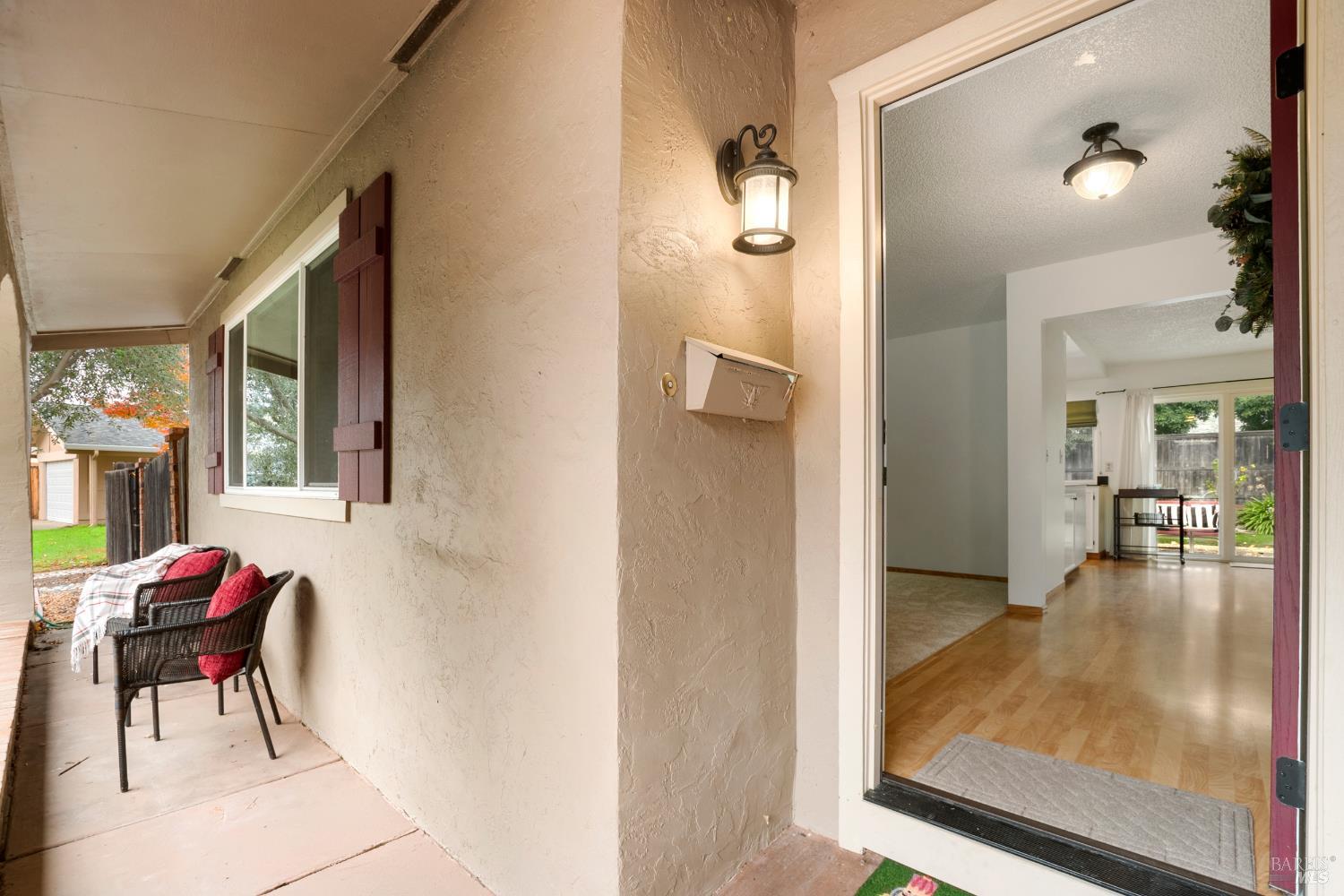 Detail Gallery Image 6 of 52 For 654 Corte Seville Unkn, Vacaville,  CA 95688 - 3 Beds | 2 Baths