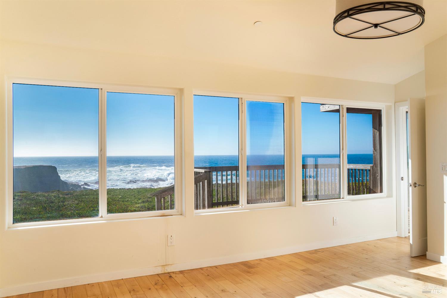 Detail Gallery Image 26 of 63 For 45525 S Caspar Dr, Mendocino,  CA 95460 - 1 Beds | 2 Baths