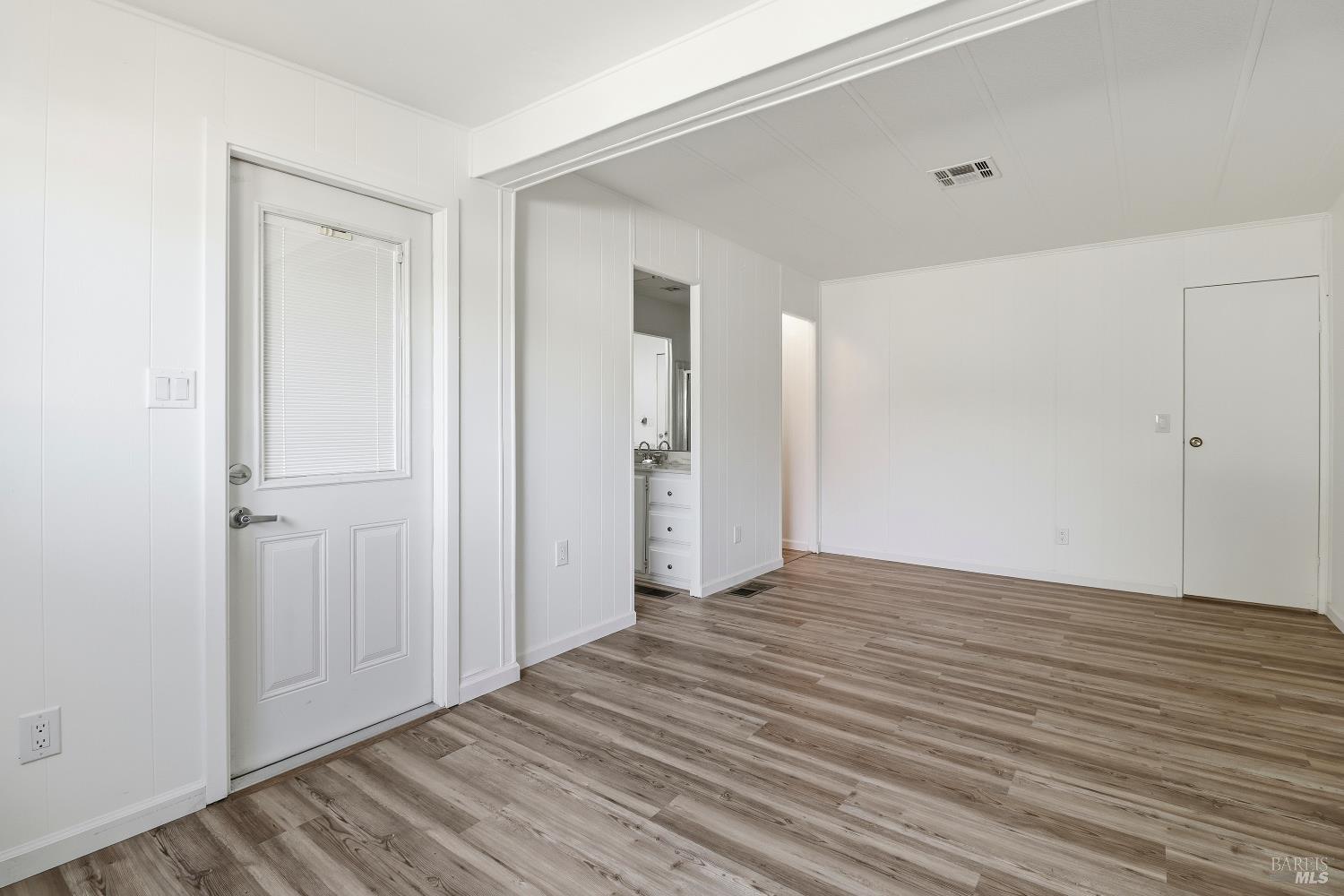 Detail Gallery Image 18 of 22 For 93 W Napa Dr, Petaluma,  CA 94954 - 2 Beds | 2 Baths