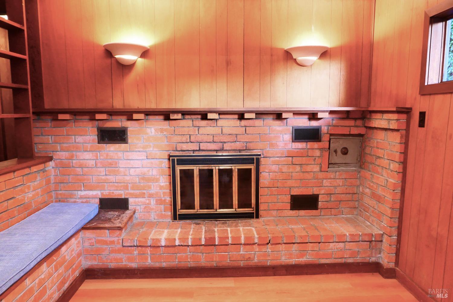 Detail Gallery Image 9 of 29 For 137 Olsen Ln, Fort Bragg,  CA 95437 - 2 Beds | 1 Baths