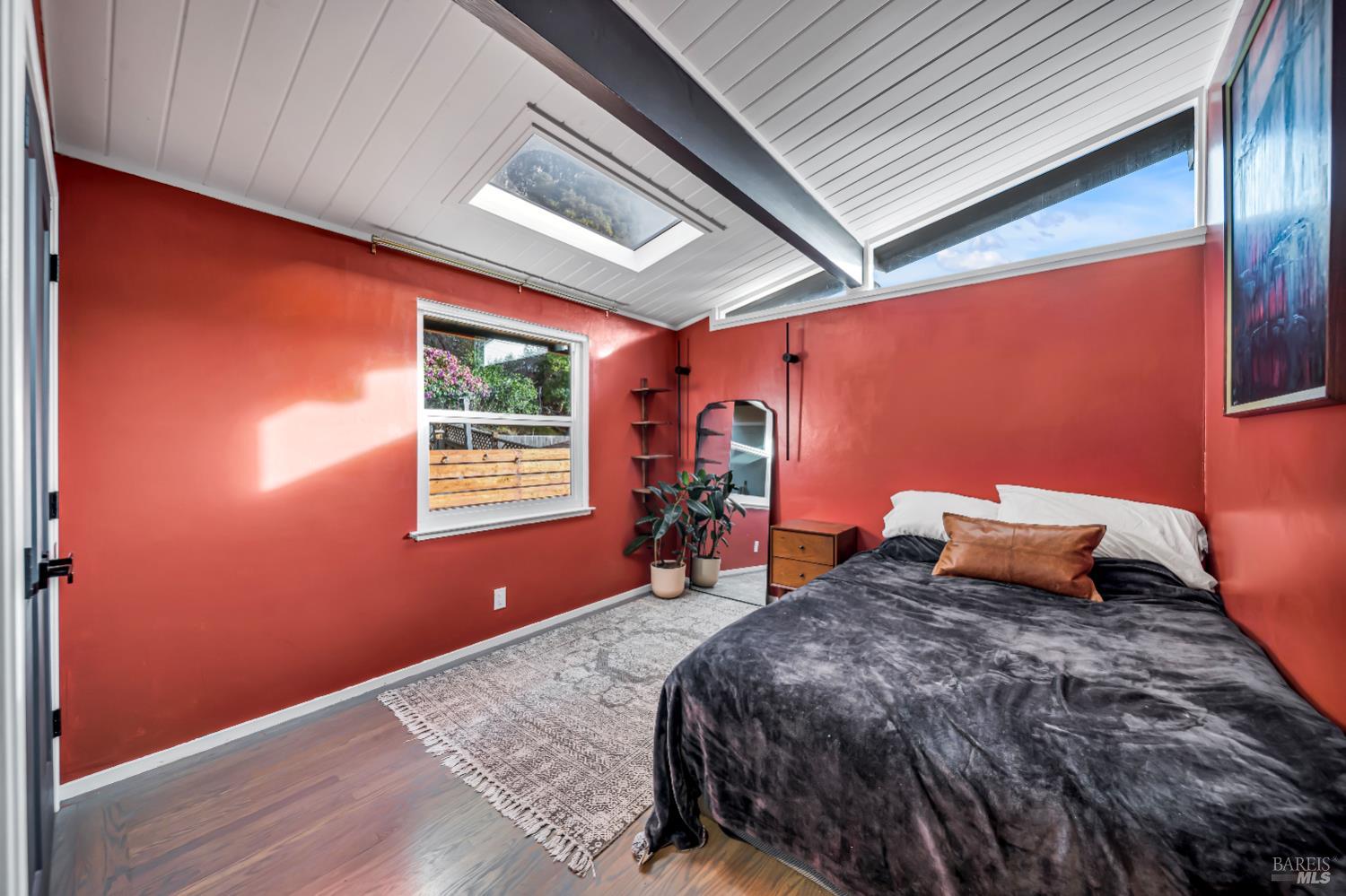 Detail Gallery Image 11 of 47 For 7810 Sanford St, Oakland,  CA 94605 - 3 Beds | 2 Baths