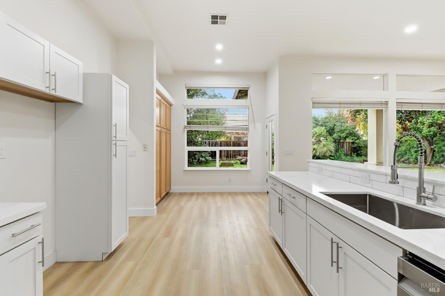 Detail Gallery Image 25 of 66 For 3650 Fullerton Ct, Fairfield,  CA 94533 - 4 Beds | 2/1 Baths