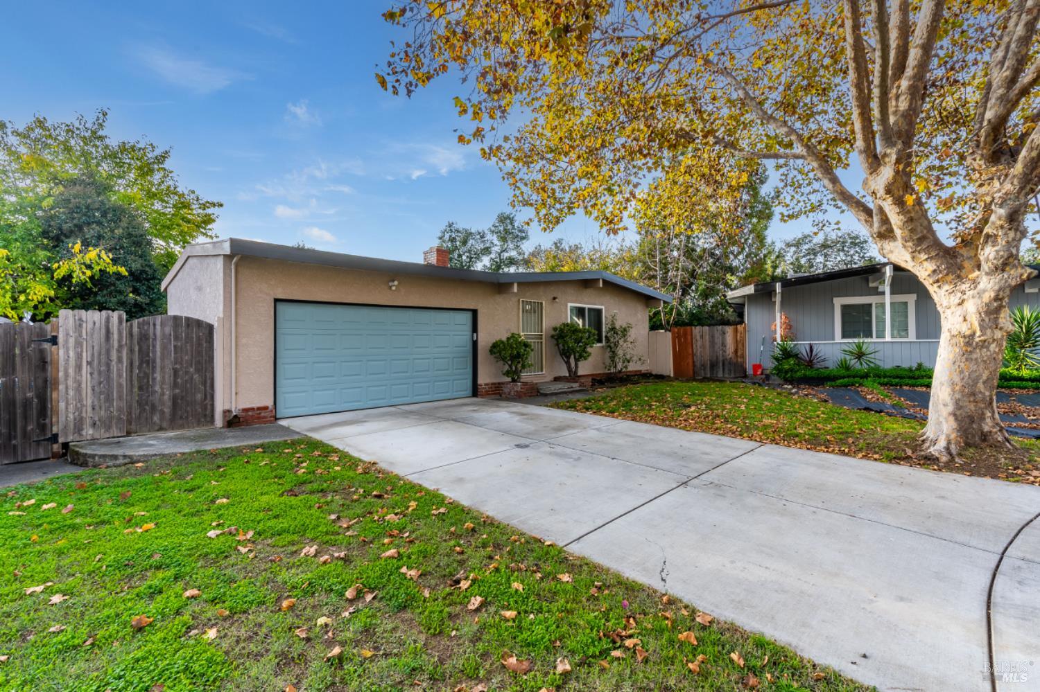 Detail Gallery Image 2 of 34 For 103 Sandalwood Ct, Vallejo,  CA 94591 - 3 Beds | 1 Baths