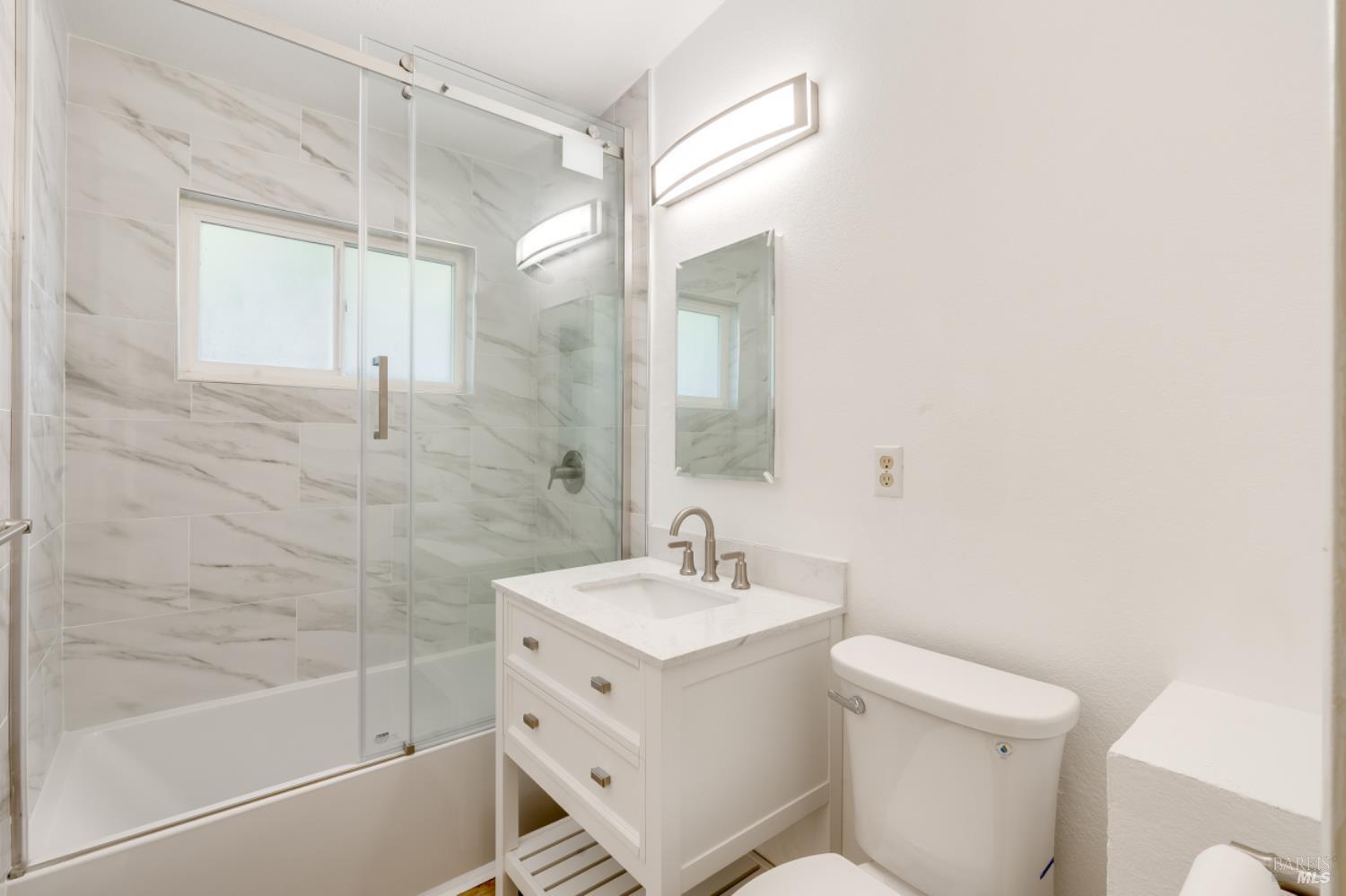 Detail Gallery Image 15 of 34 For 103 Sandalwood Ct, Vallejo,  CA 94591 - 3 Beds | 1 Baths