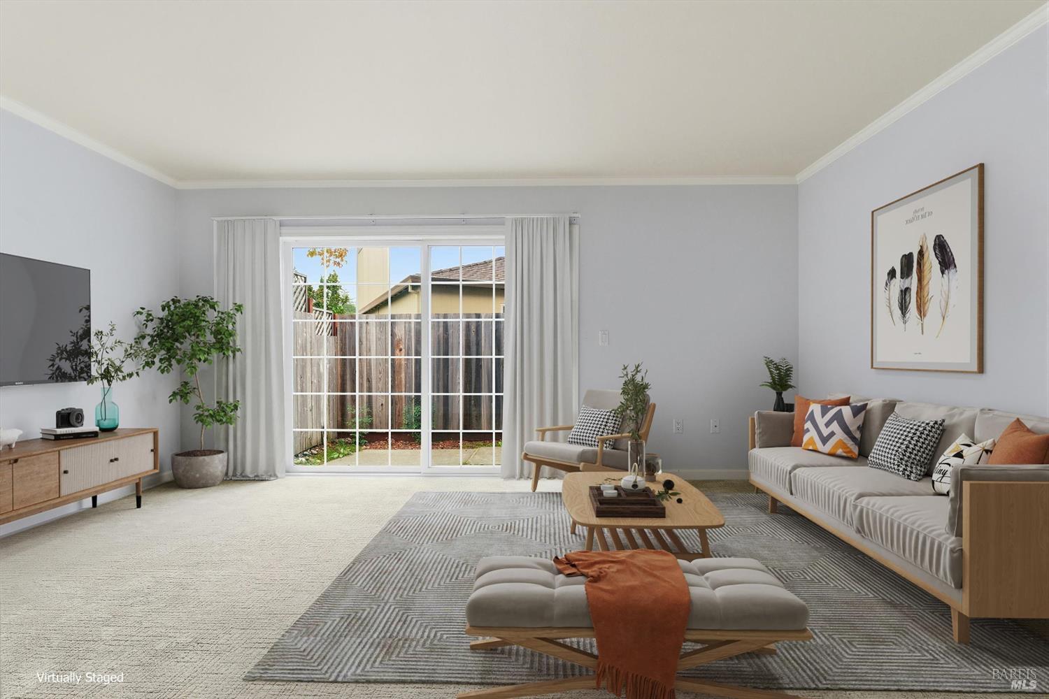 Detail Gallery Image 3 of 13 For 1452 Townview Dr, Santa Rosa,  CA 95405 - 2 Beds | 1/1 Baths