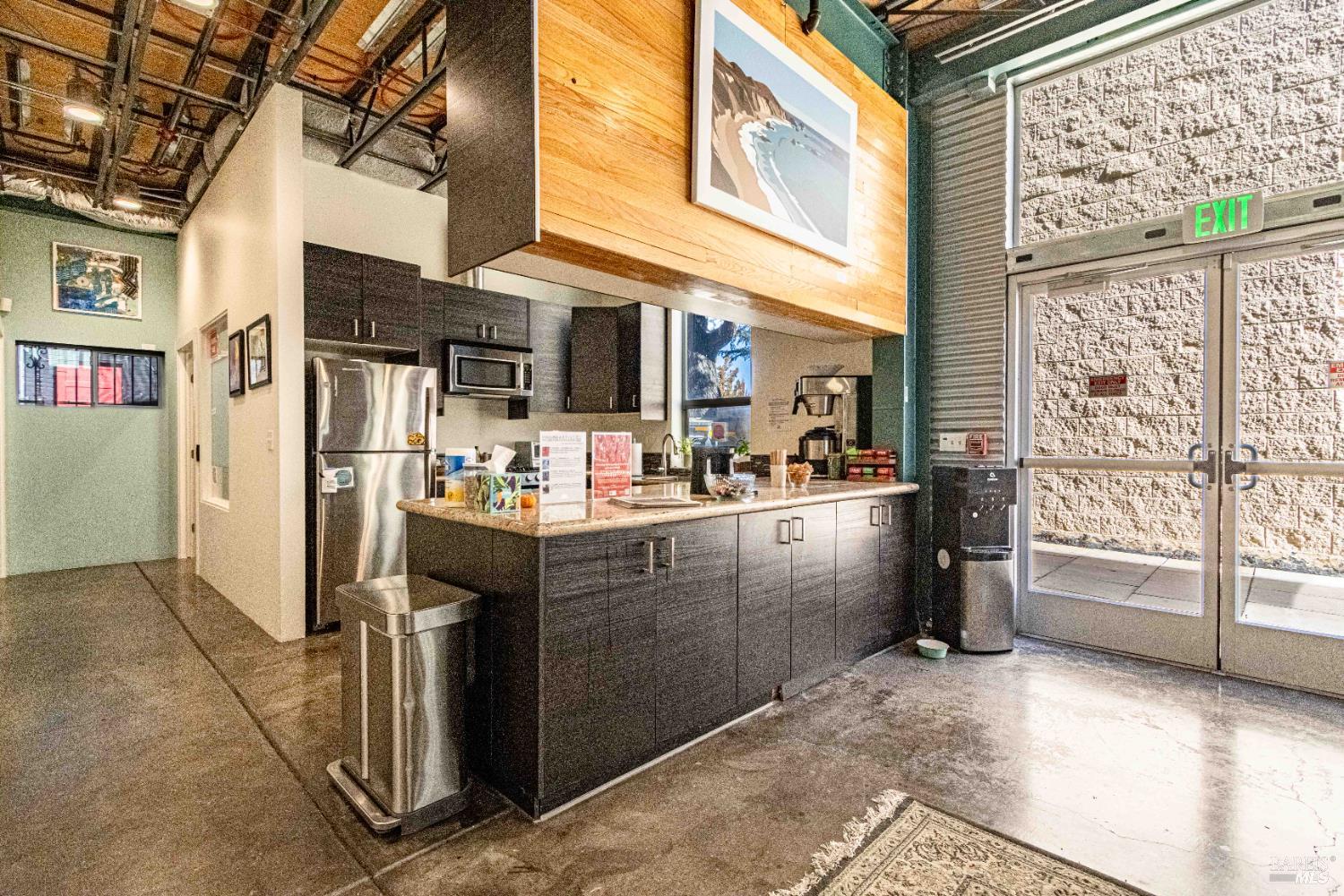 Detail Gallery Image 8 of 31 For 6940 Burnett St, Sebastopol,  CA 95472 - – Beds | – Baths