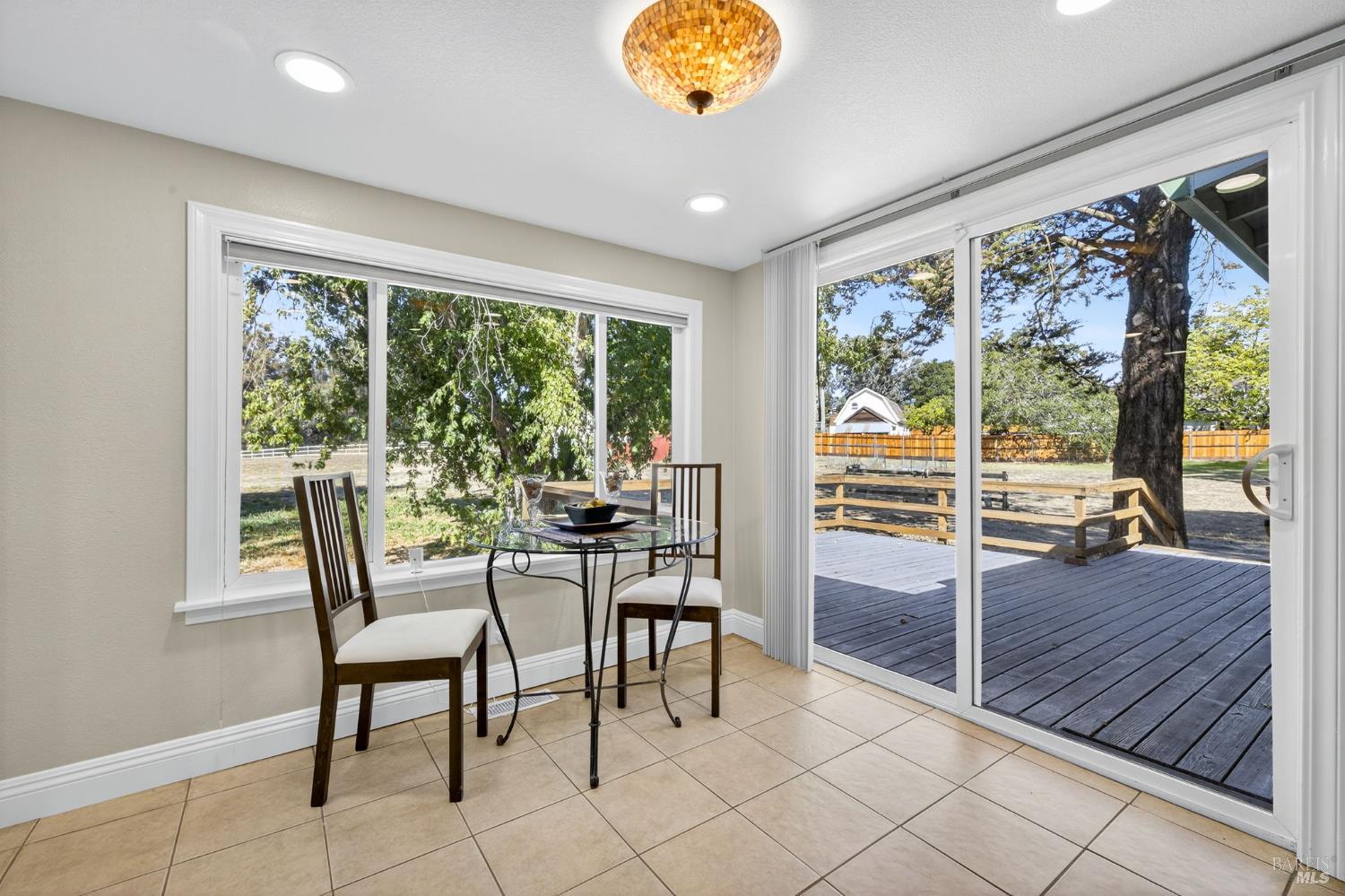 Detail Gallery Image 18 of 57 For 635 Goodwin Ave, Penngrove,  CA 94951 - – Beds | – Baths