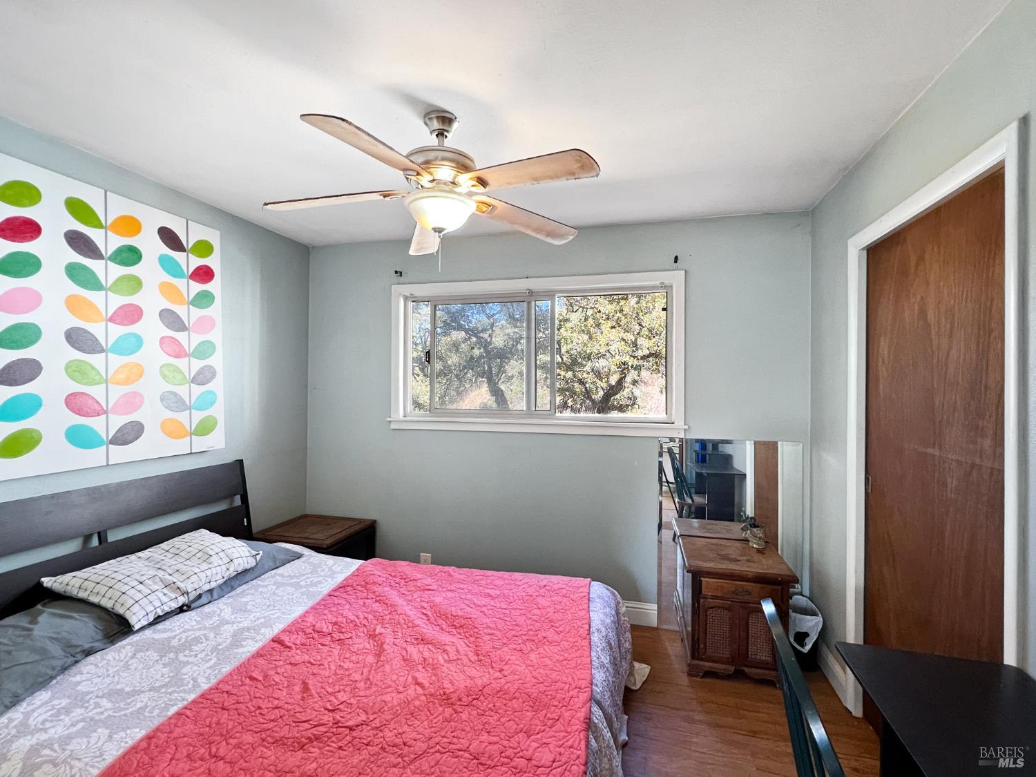 Detail Gallery Image 7 of 11 For 8600 Cave Creek Rd, Redwood Valley,  CA 95470 - 3 Beds | 2 Baths