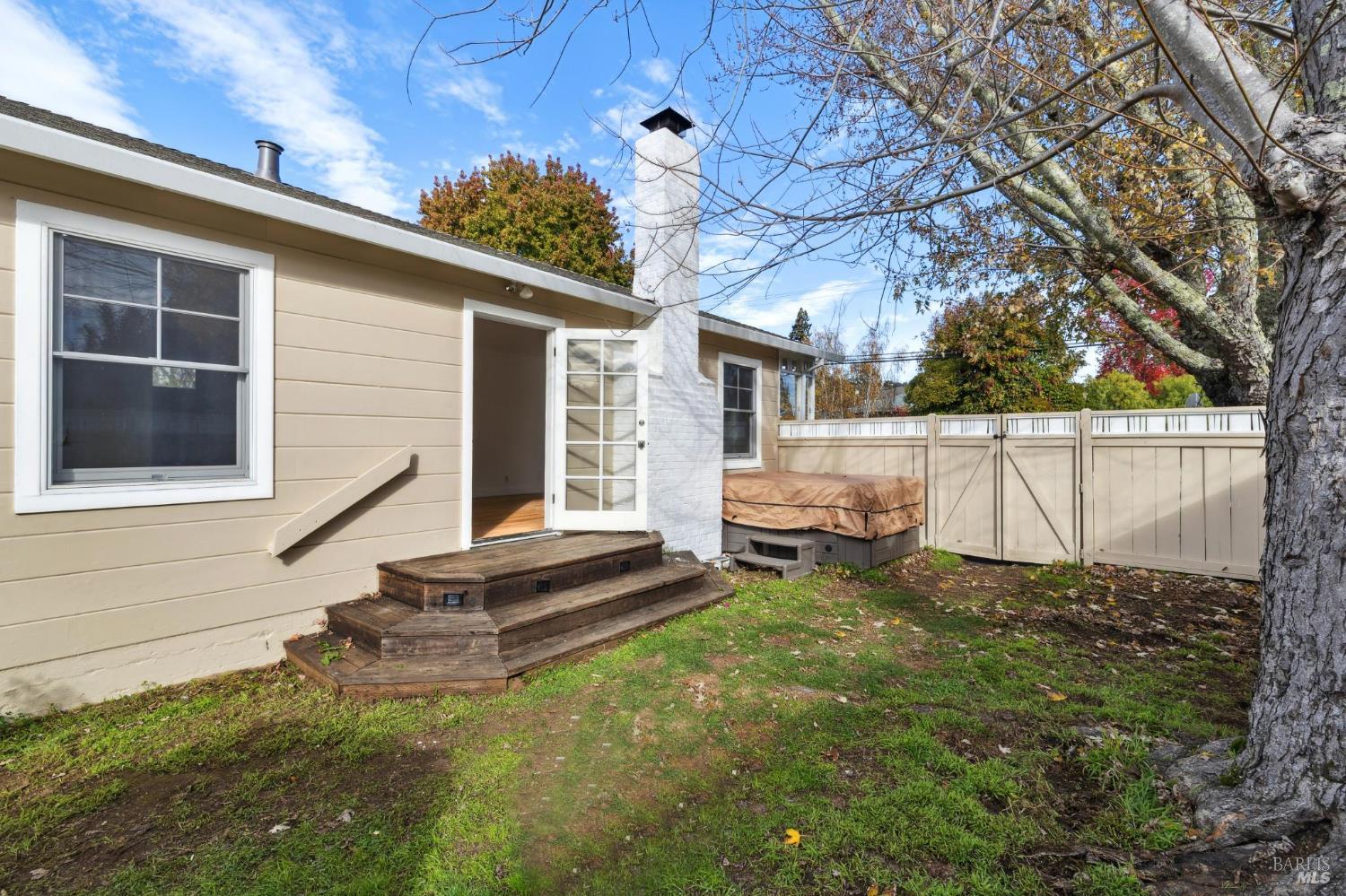 Detail Gallery Image 17 of 50 For 290 Sycamore Ave, Mill Valley,  CA 94941 - 4 Beds | 2 Baths