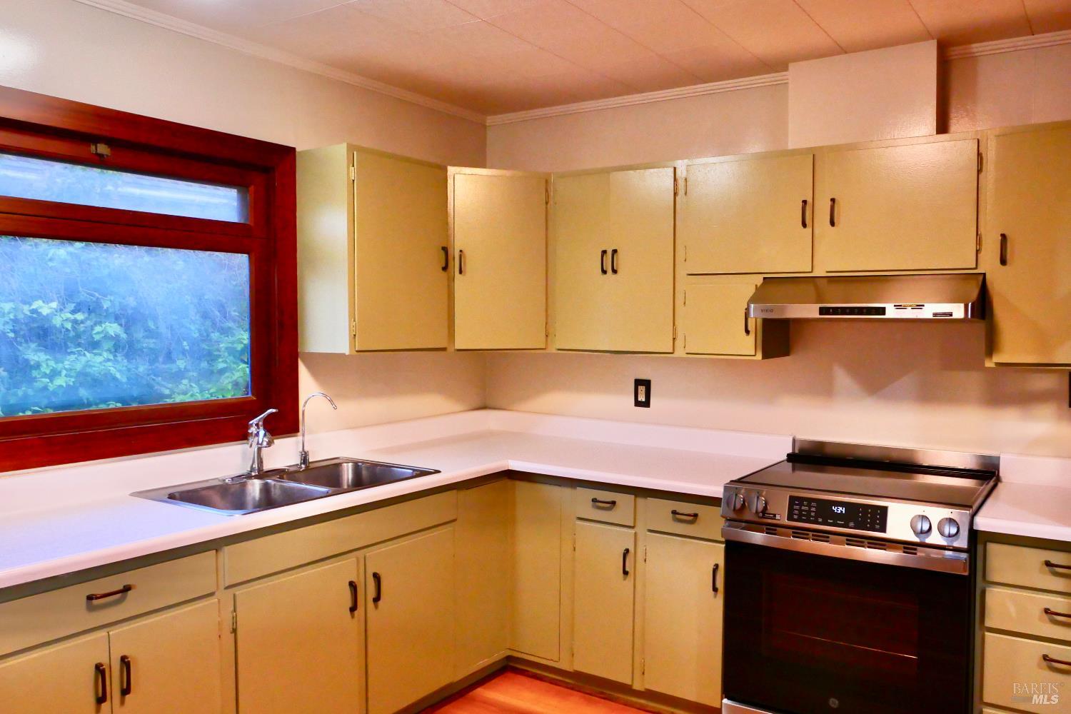 Detail Gallery Image 12 of 29 For 137 Olsen Ln, Fort Bragg,  CA 95437 - 2 Beds | 1 Baths