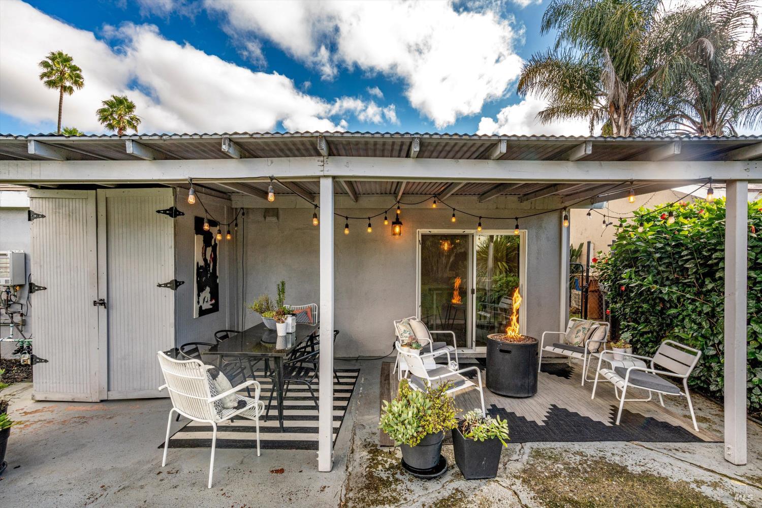 Detail Gallery Image 20 of 34 For 217 S Coombs St, Napa,  CA 94559 - 2 Beds | 1 Baths