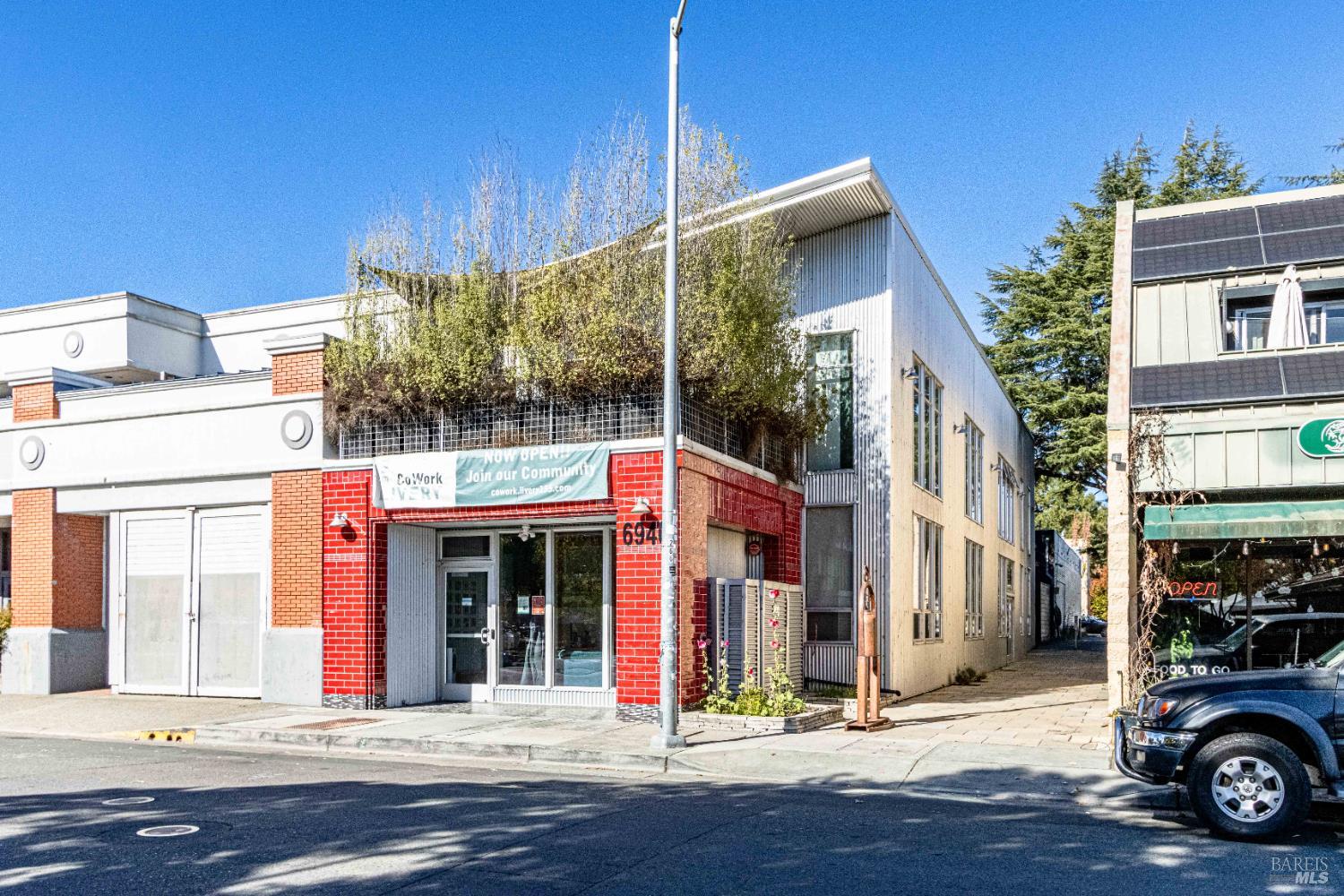 Detail Gallery Image 3 of 31 For 6940 Burnett St, Sebastopol,  CA 95472 - – Beds | – Baths