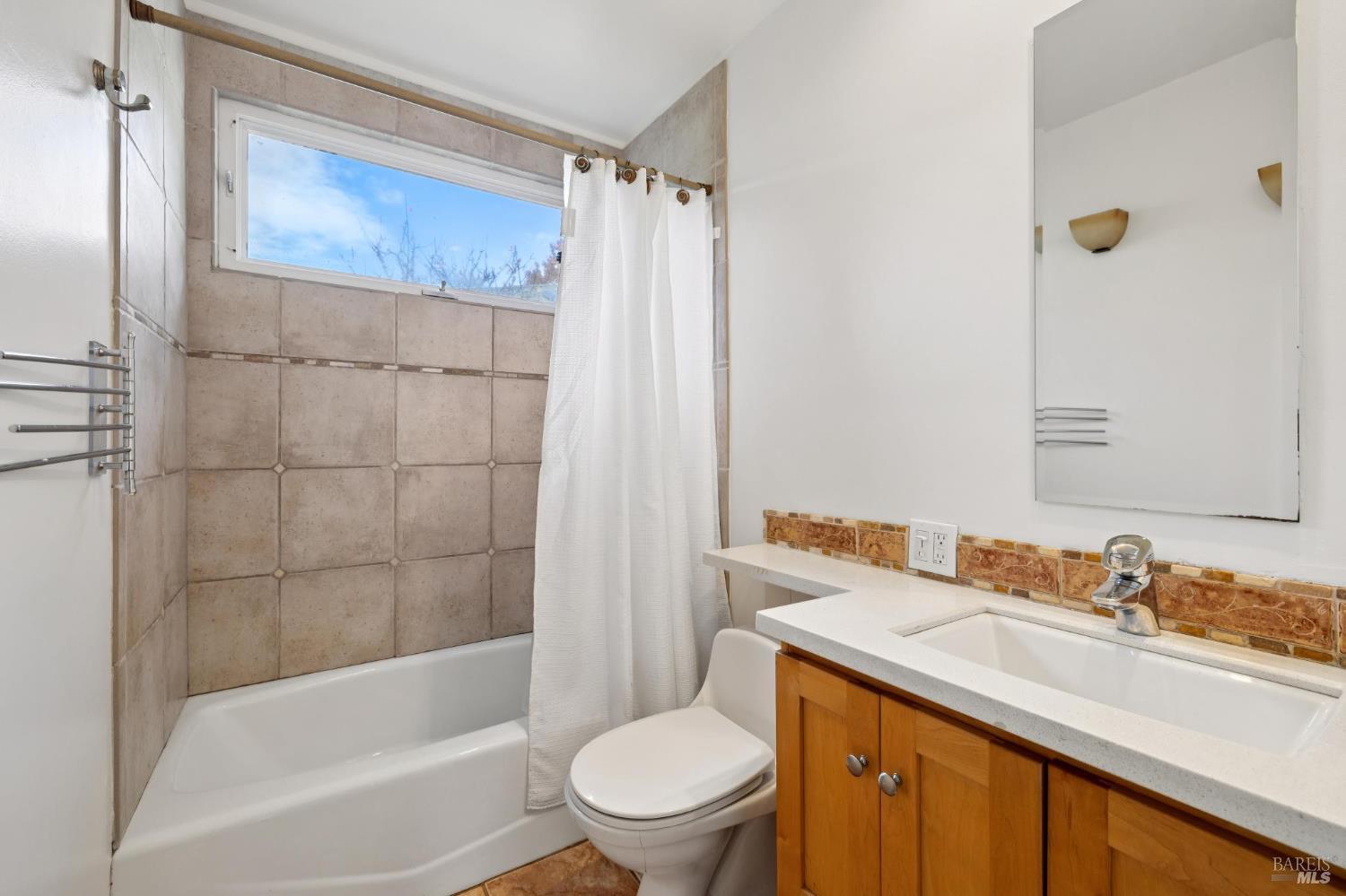 Detail Gallery Image 40 of 50 For 290 Sycamore Ave, Mill Valley,  CA 94941 - 4 Beds | 2 Baths