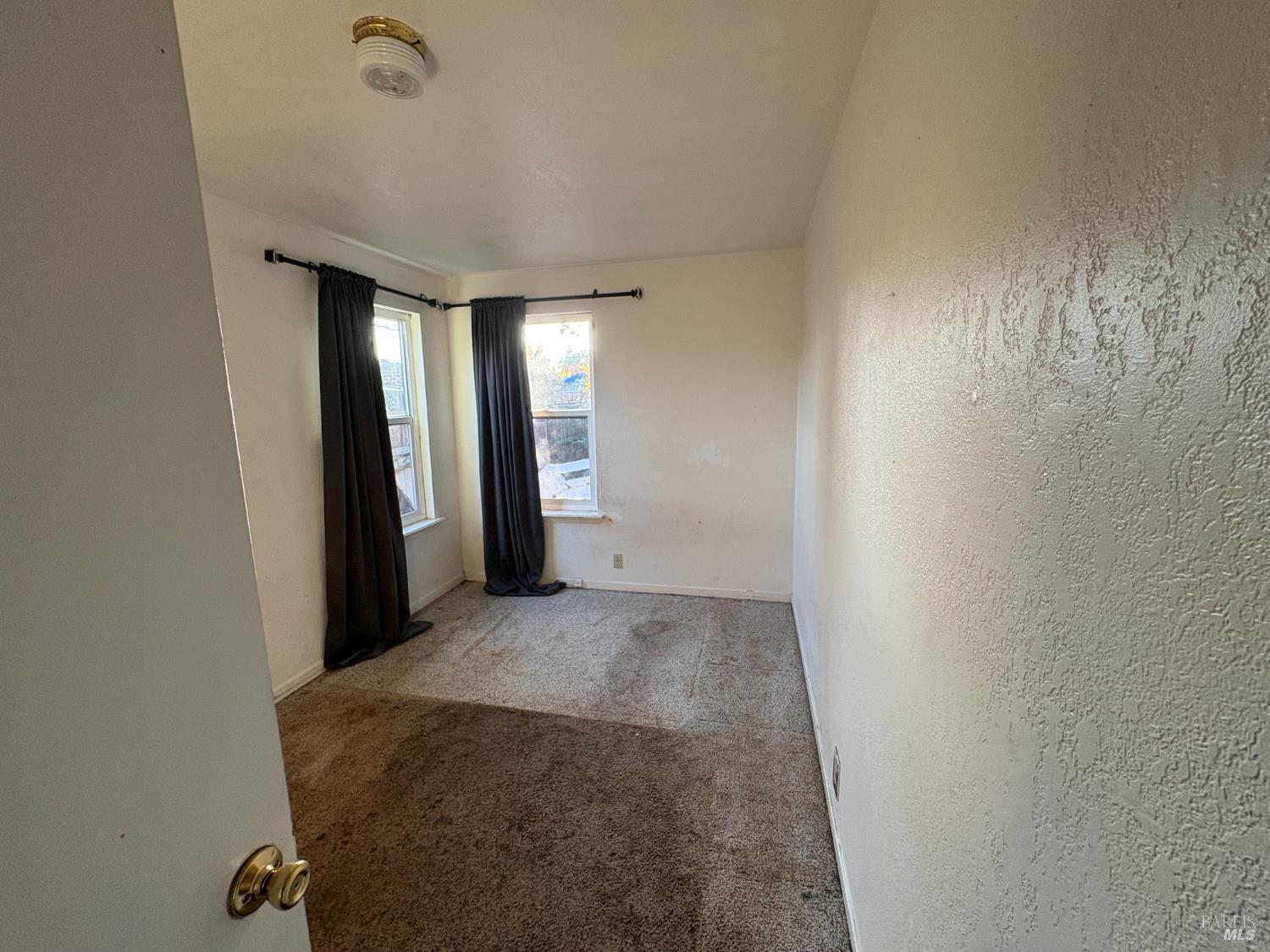 Detail Gallery Image 13 of 21 For 929 Hendley St, Santa Rosa,  CA 95404 - 3 Beds | 1 Baths