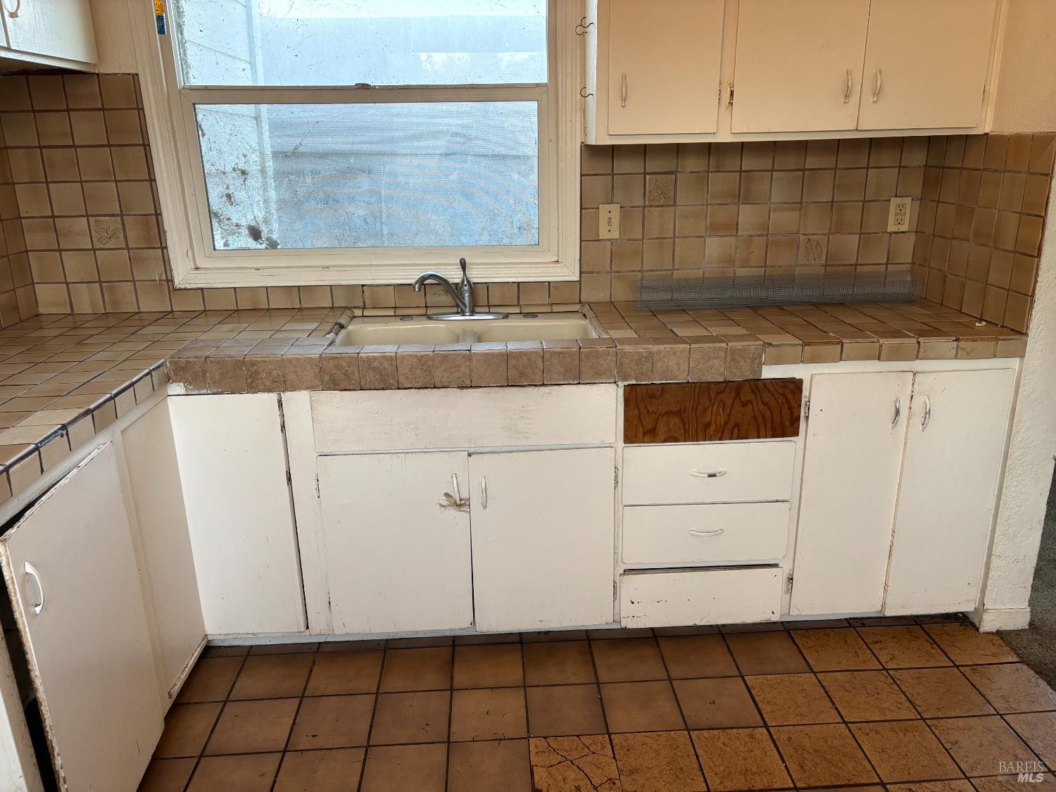 Detail Gallery Image 11 of 21 For 929 Hendley St, Santa Rosa,  CA 95404 - 3 Beds | 1 Baths