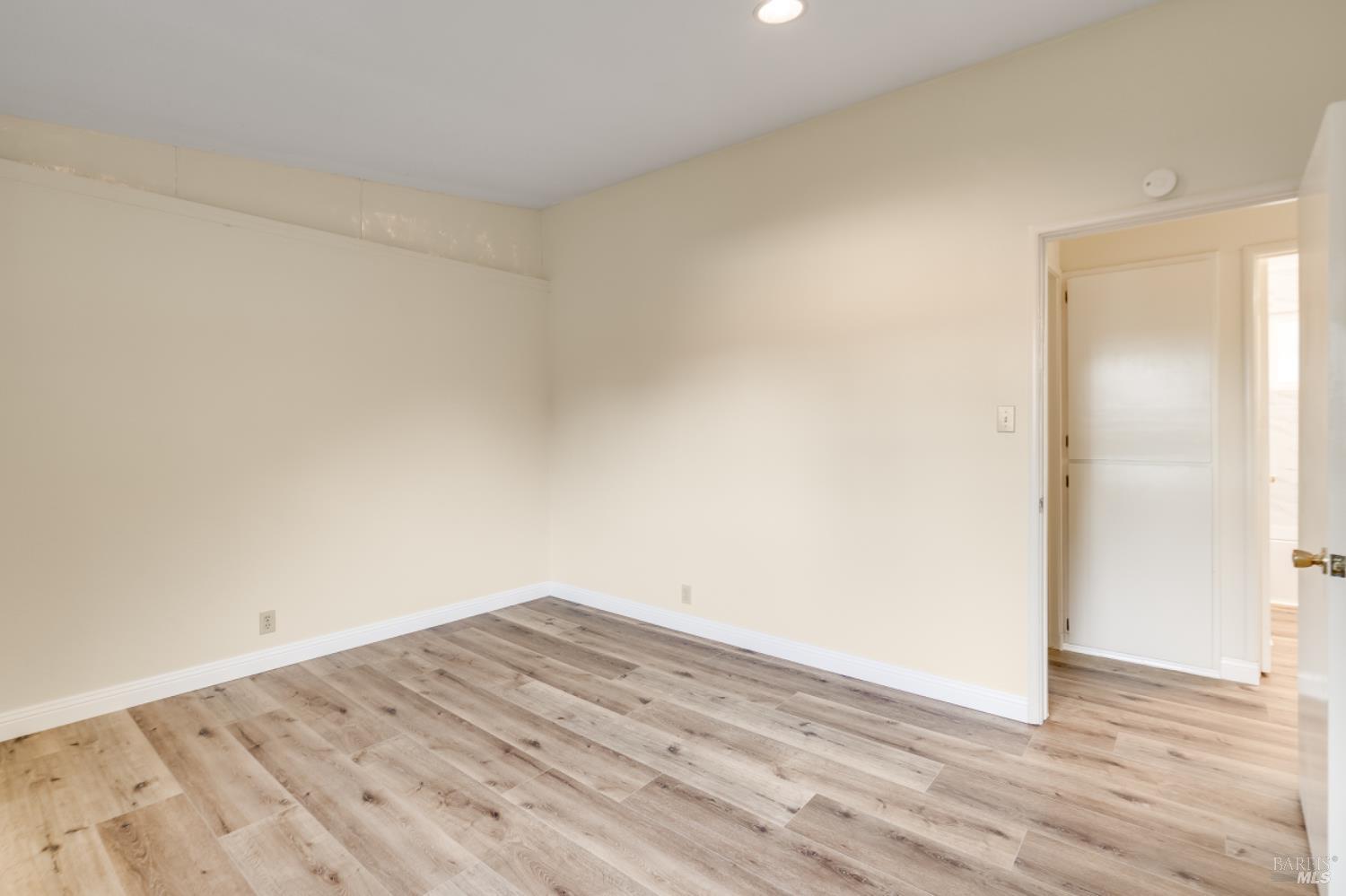 Detail Gallery Image 20 of 34 For 103 Sandalwood Ct, Vallejo,  CA 94591 - 3 Beds | 1 Baths