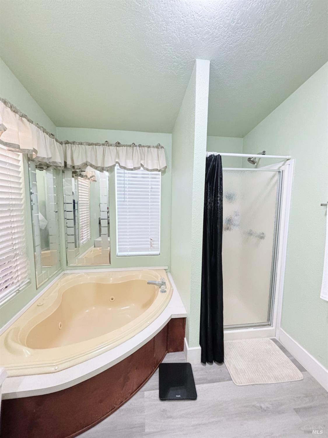 Detail Gallery Image 10 of 18 For 3309 S Santa Rosa Ave 16, Santa Rosa,  CA 95407 - 3 Beds | 2 Baths