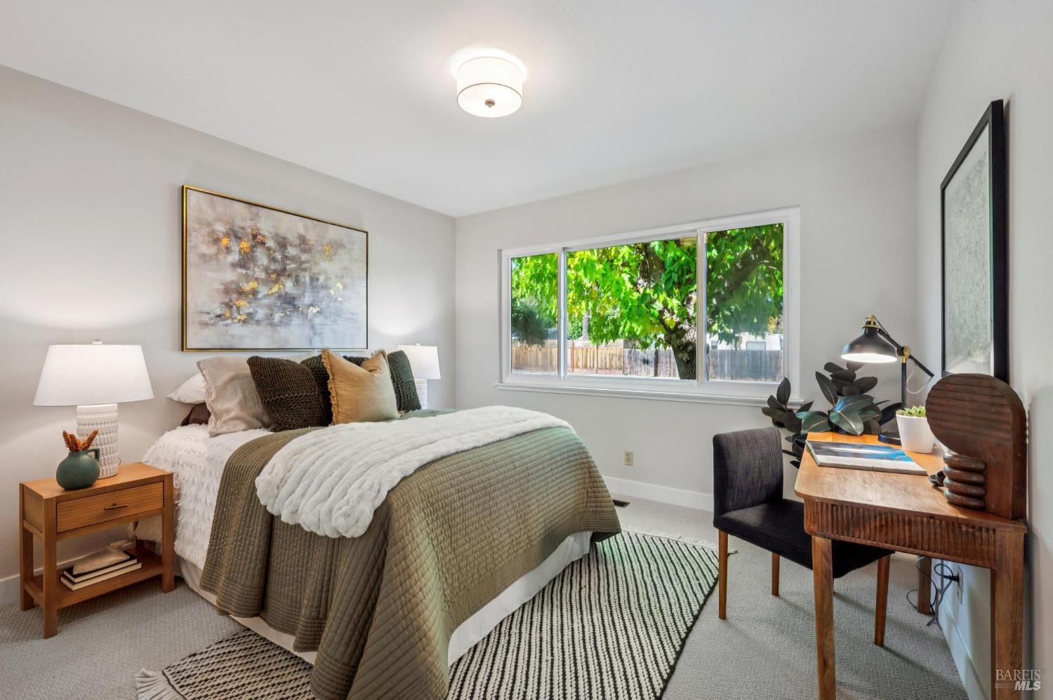 Detail Gallery Image 13 of 23 For 479 Calle De La Mesa Unkn, Novato,  CA 94949 - 4 Beds | 2 Baths