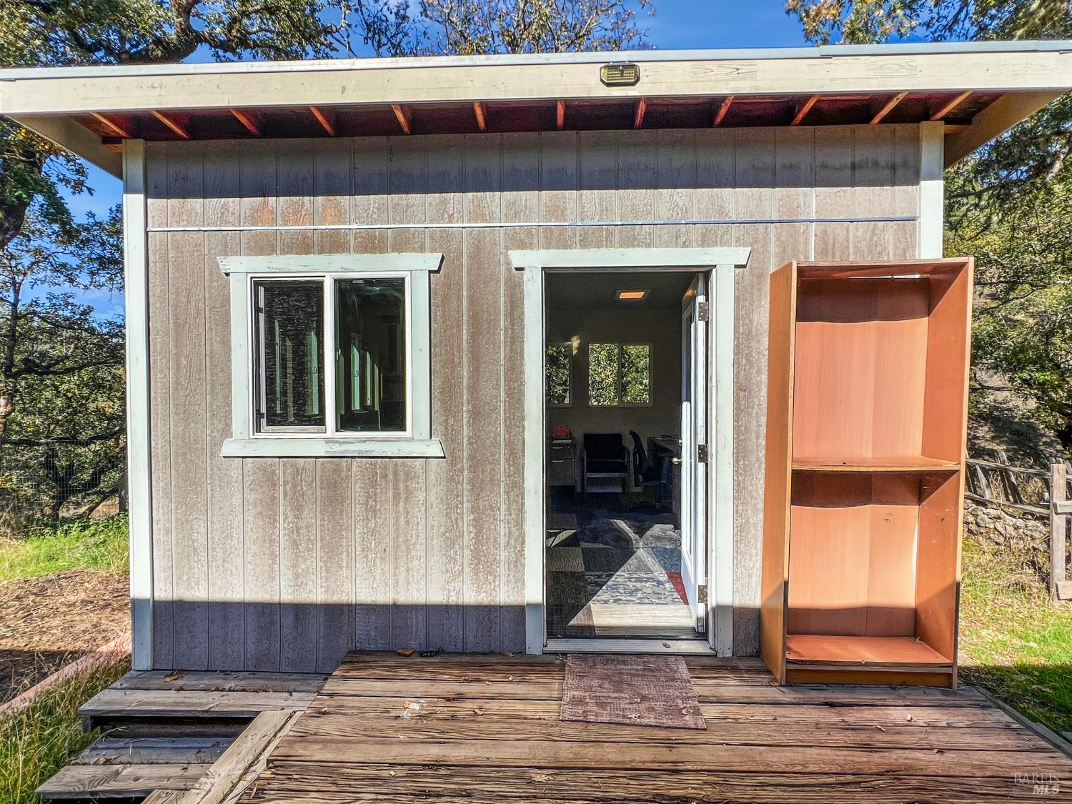 Detail Gallery Image 10 of 11 For 8600 Cave Creek Rd, Redwood Valley,  CA 95470 - 3 Beds | 2 Baths