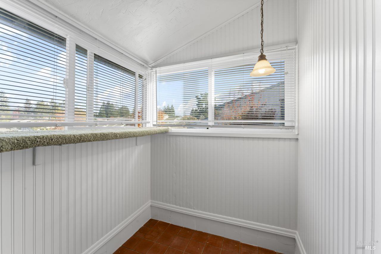 Detail Gallery Image 29 of 37 For 11 Creekwood Cir, Rohnert Park,  CA 94928 - 3 Beds | 2 Baths