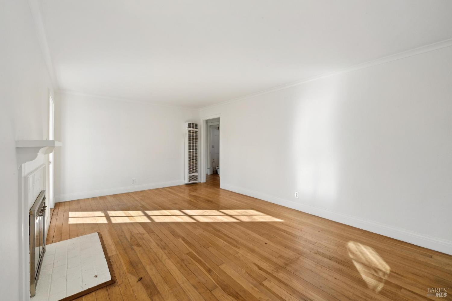 Detail Gallery Image 16 of 50 For 290 Sycamore Ave, Mill Valley,  CA 94941 - 4 Beds | 2 Baths