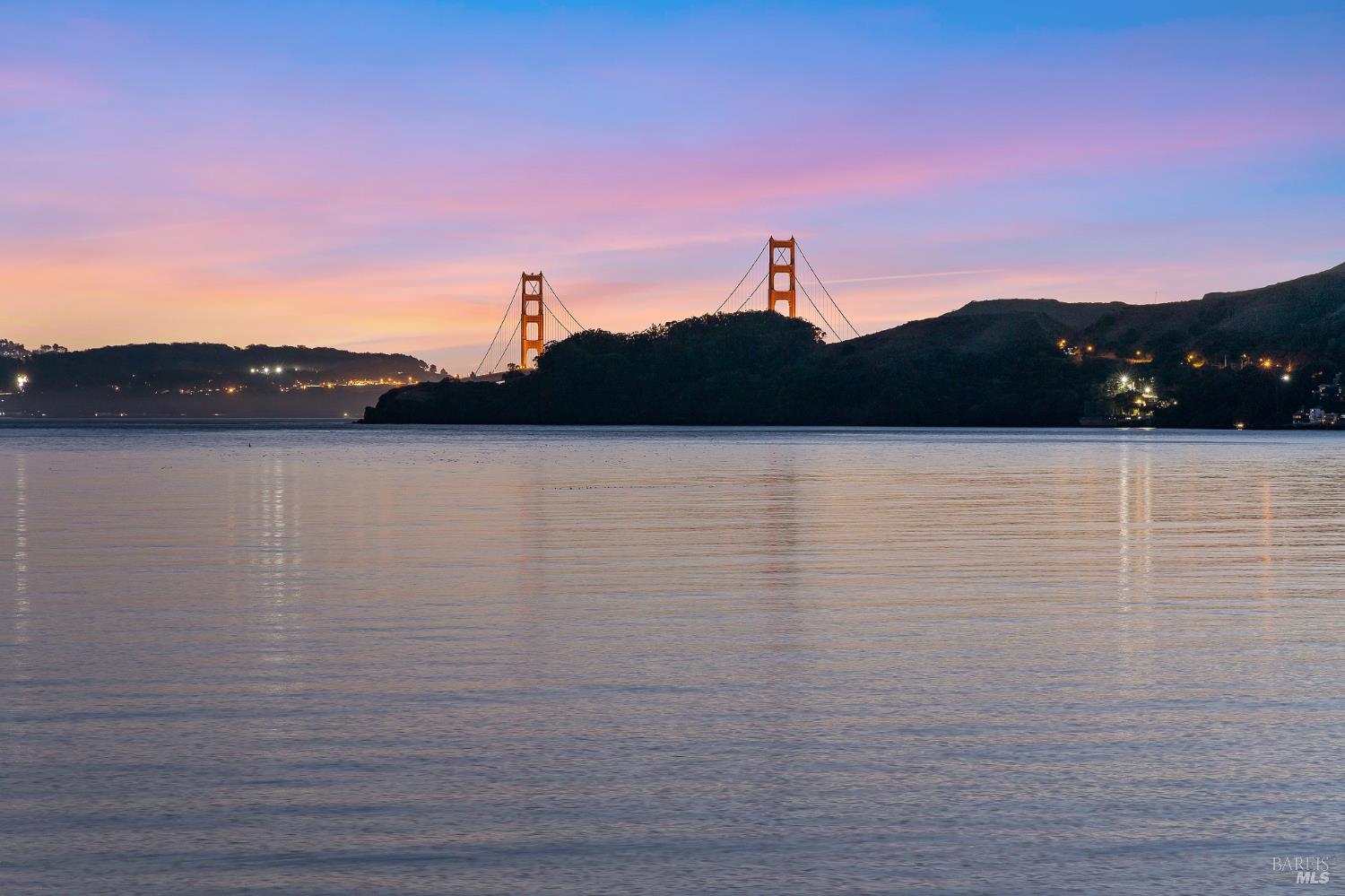 Detail Gallery Image 30 of 75 For 125 Belvedere Ave, Belvedere,  CA 94920 - 5 Beds | 5/5 Baths