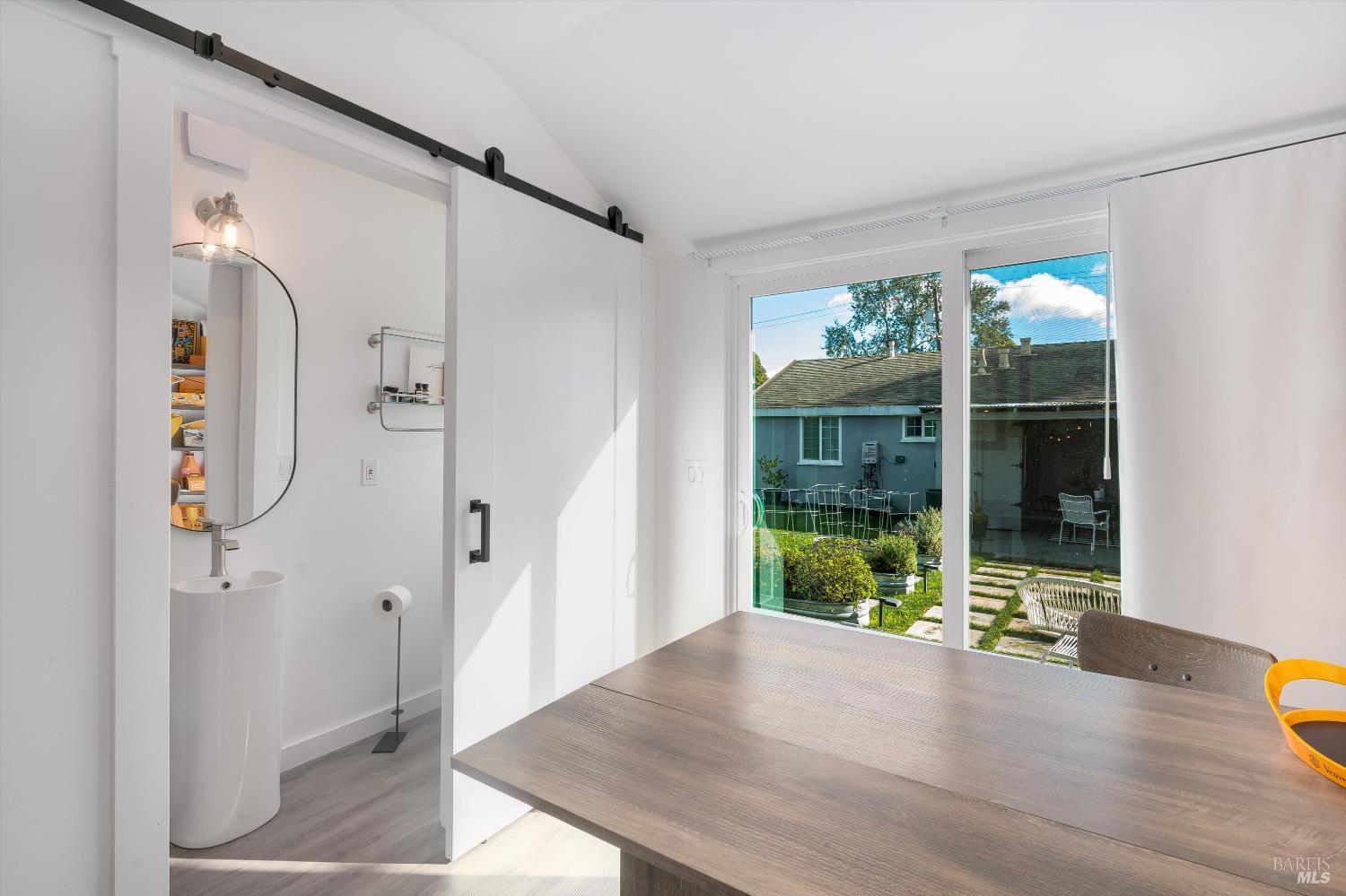 Detail Gallery Image 26 of 34 For 217 S Coombs St, Napa,  CA 94559 - 2 Beds | 1 Baths