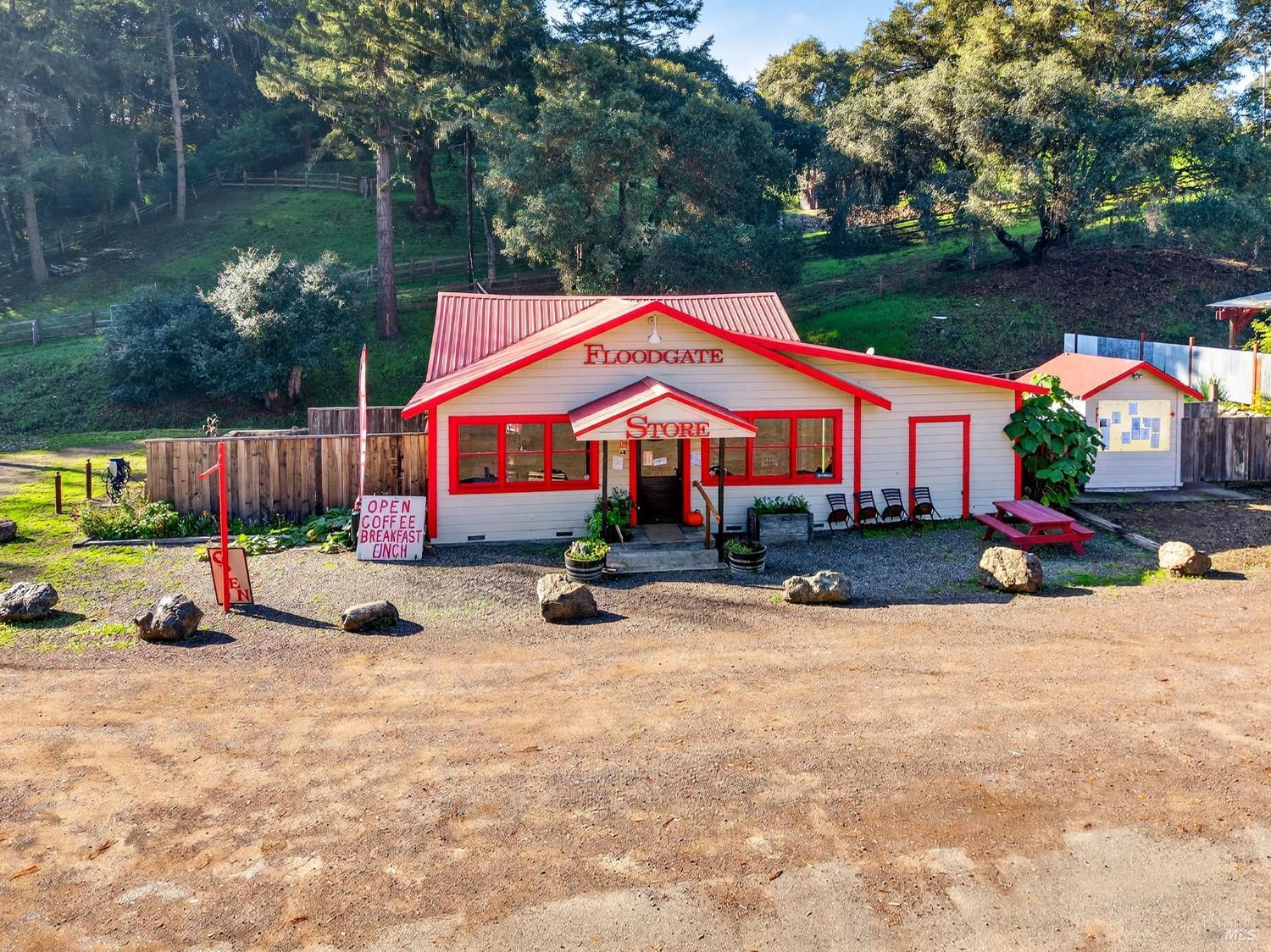 Detail Gallery Image 2 of 41 For 1810 Ca-128 Hwy, Navarro,  CA 95463 - – Beds | – Baths