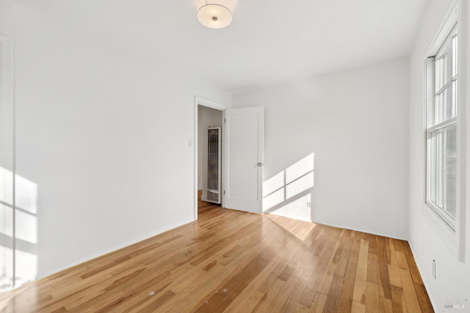 Detail Gallery Image 37 of 50 For 290 Sycamore Ave, Mill Valley,  CA 94941 - 4 Beds | 2 Baths