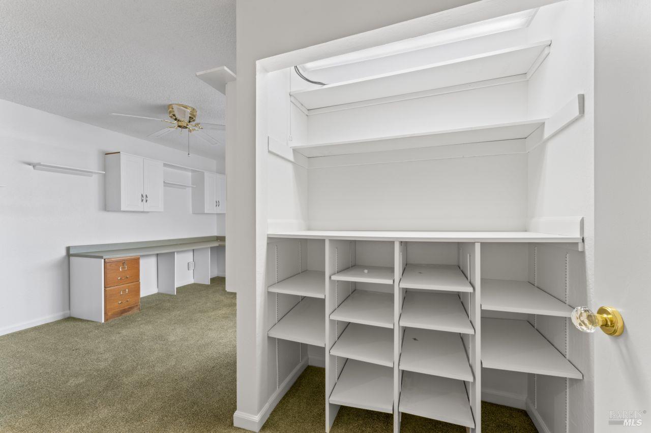 Detail Gallery Image 25 of 37 For 11 Creekwood Cir, Rohnert Park,  CA 94928 - 3 Beds | 2 Baths