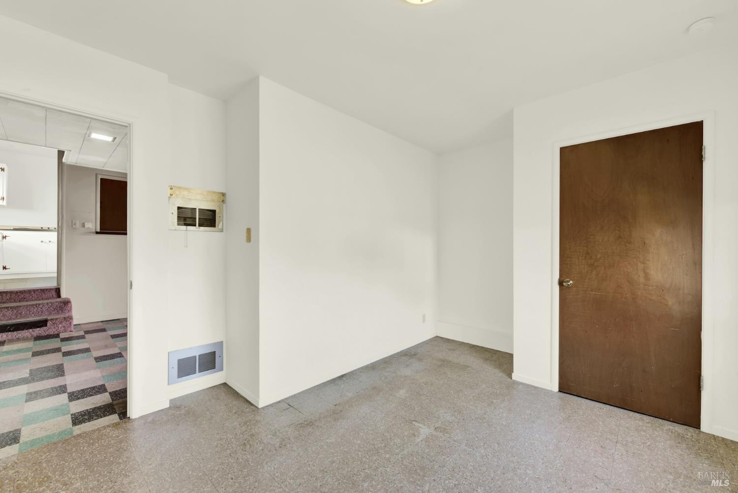 Detail Gallery Image 19 of 29 For 640 S Minahen St, Napa,  CA 94559 - 3 Beds | 2 Baths