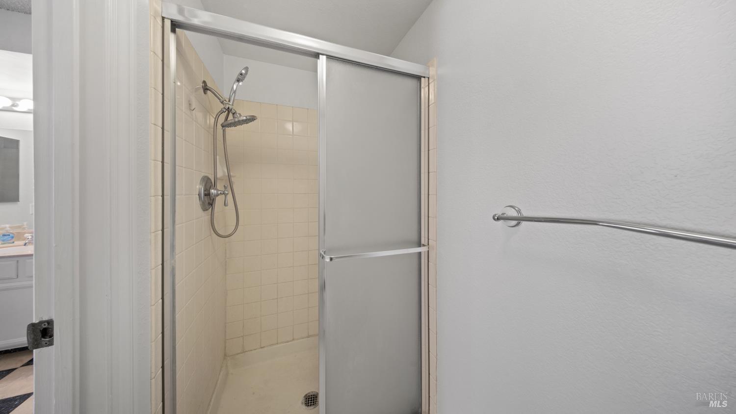 Detail Gallery Image 18 of 26 For 397 Kenbrook Cir, San Jose,  CA 95111 - 2 Beds | 2 Baths