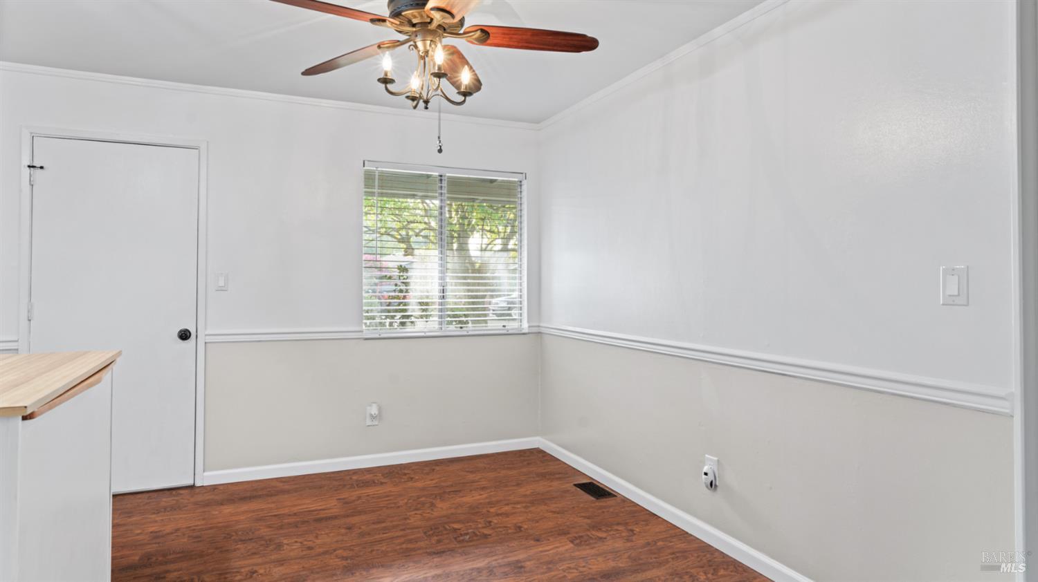 Detail Gallery Image 11 of 37 For 420 Mckenzie Dr, Dixon,  CA 95620 - 3 Beds | 2 Baths