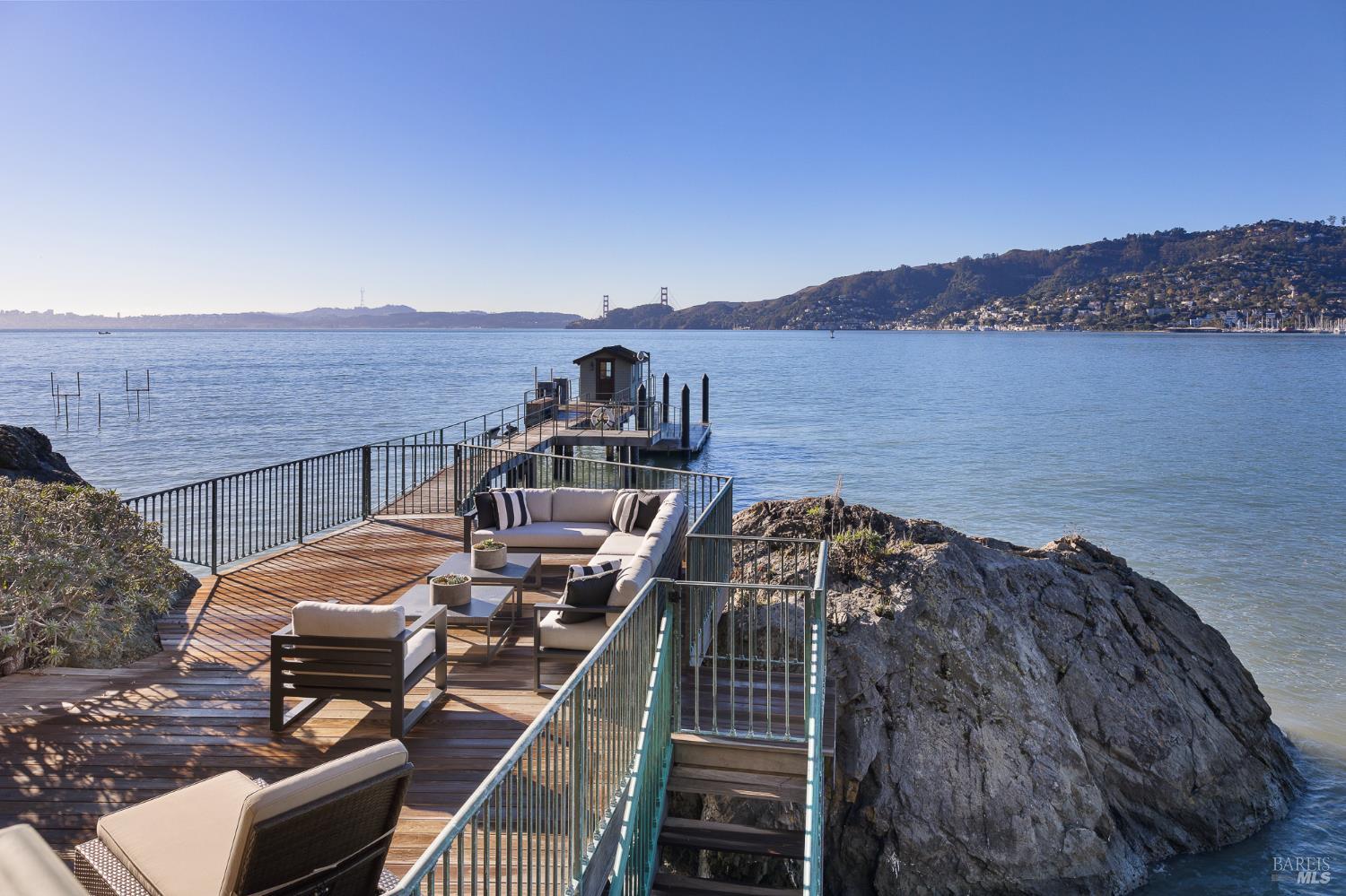 Detail Gallery Image 40 of 75 For 125 Belvedere Ave, Belvedere,  CA 94920 - 5 Beds | 5/5 Baths