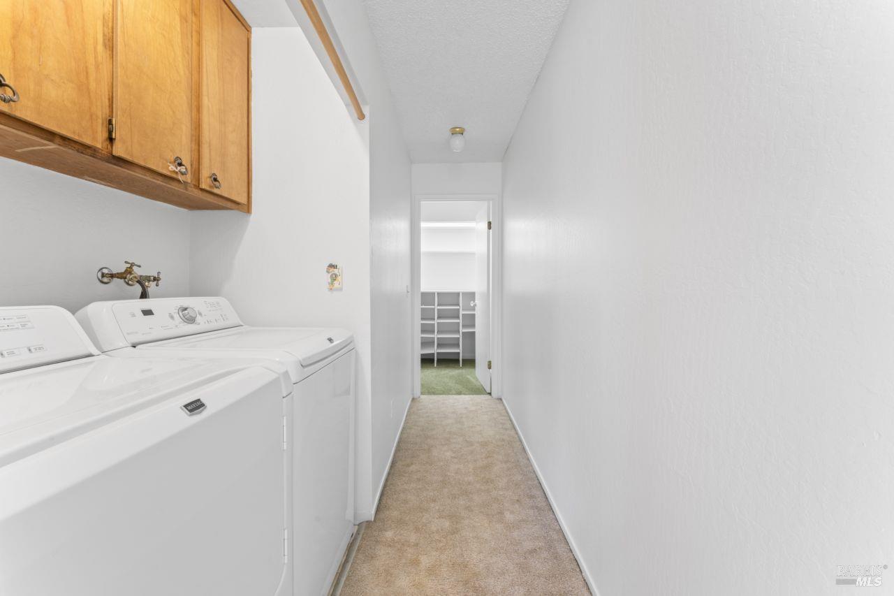 Detail Gallery Image 16 of 37 For 11 Creekwood Cir, Rohnert Park,  CA 94928 - 3 Beds | 2 Baths