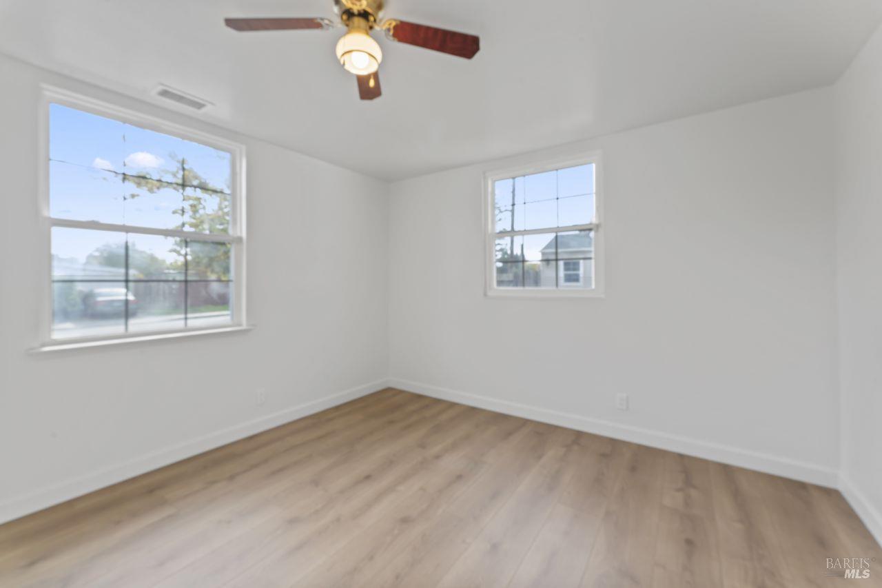 Detail Gallery Image 16 of 24 For 1295 Hemlock St, Napa,  CA 94559 - 3 Beds | 1 Baths