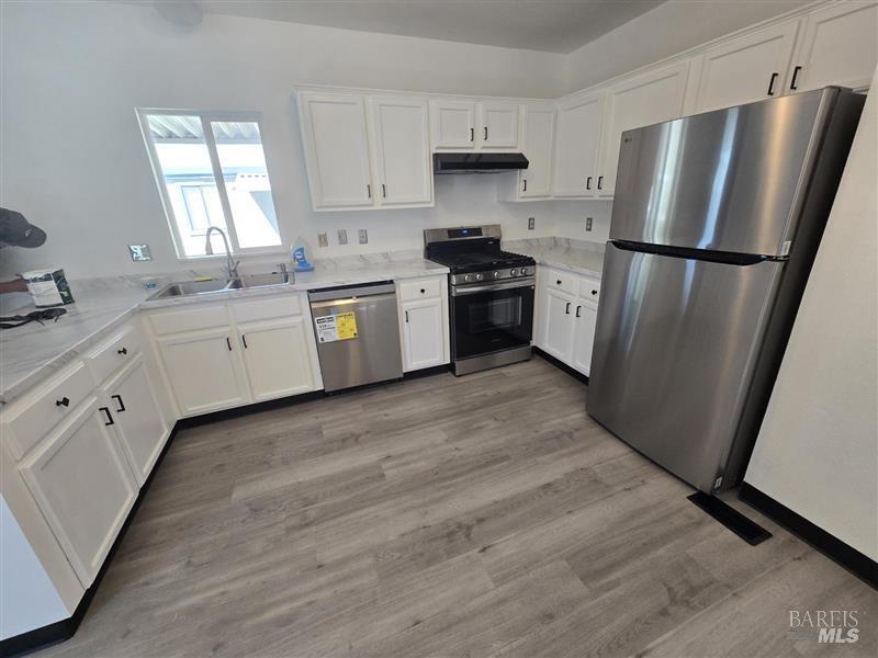 Front Image Thumbnail for BA325101731